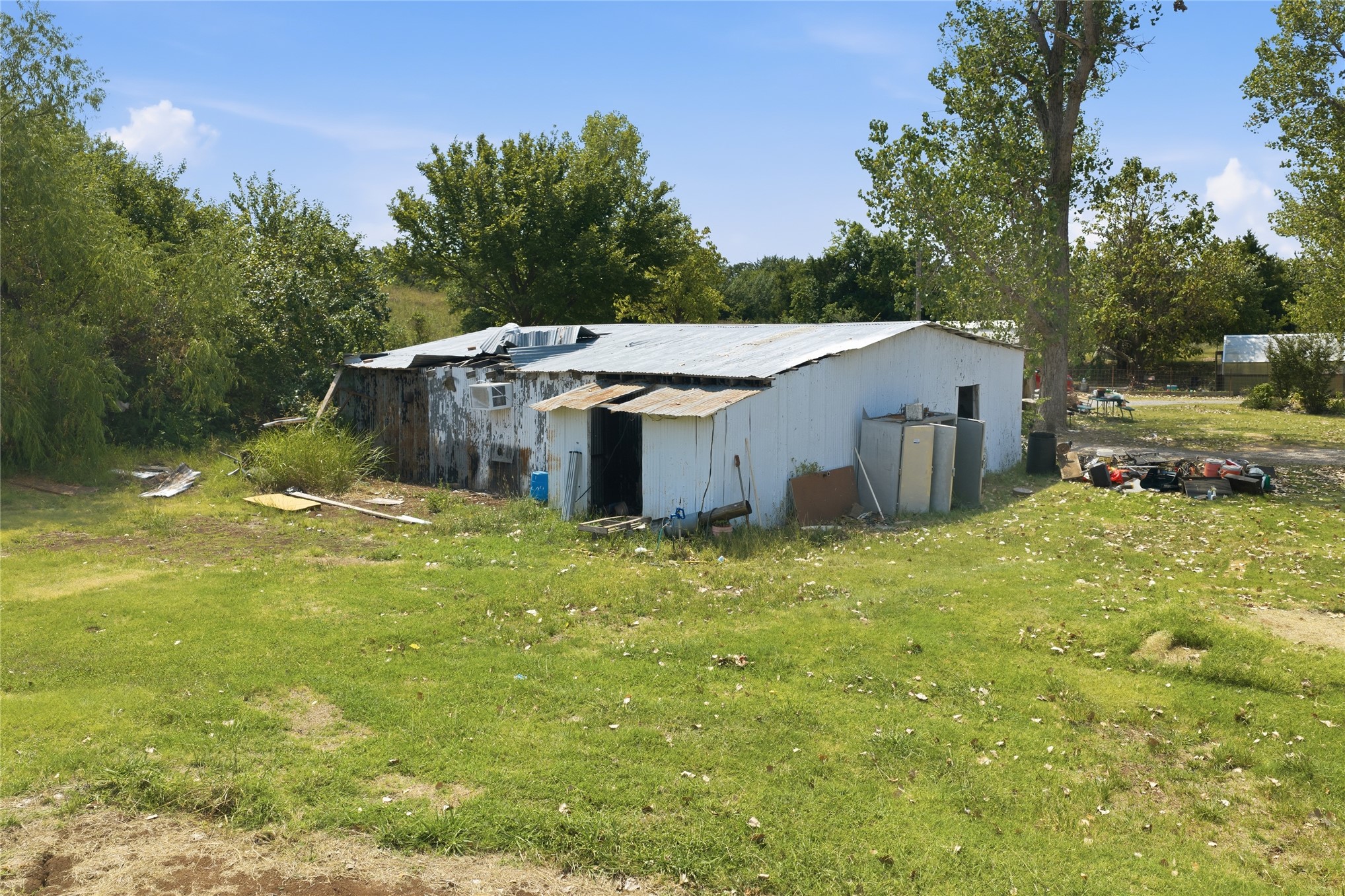 22923 N County Road 3280