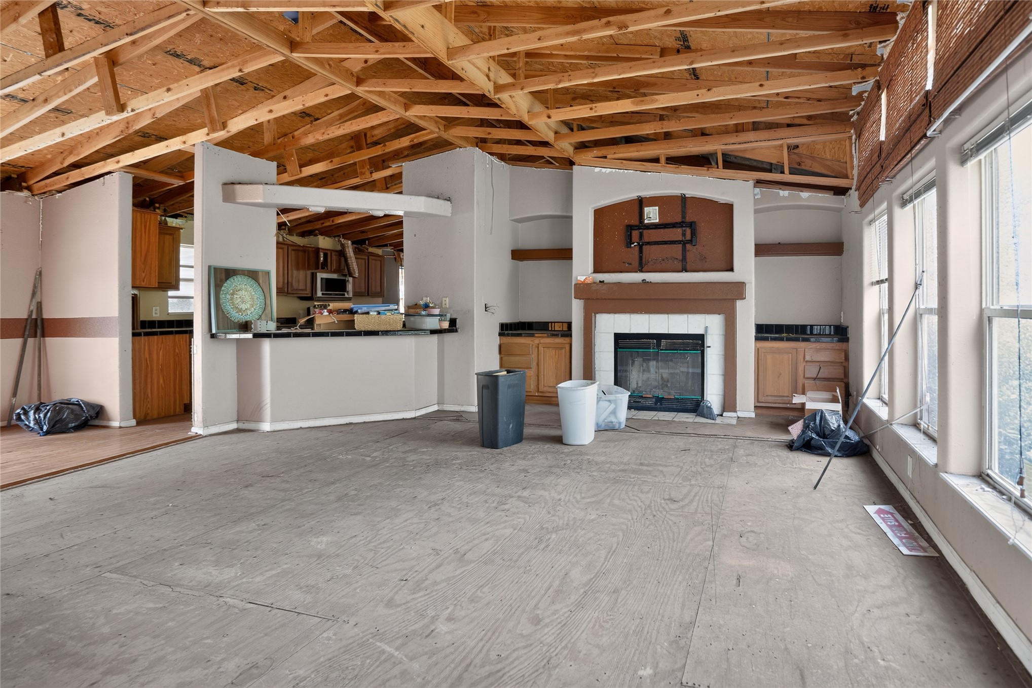 22923 N County Road 3280