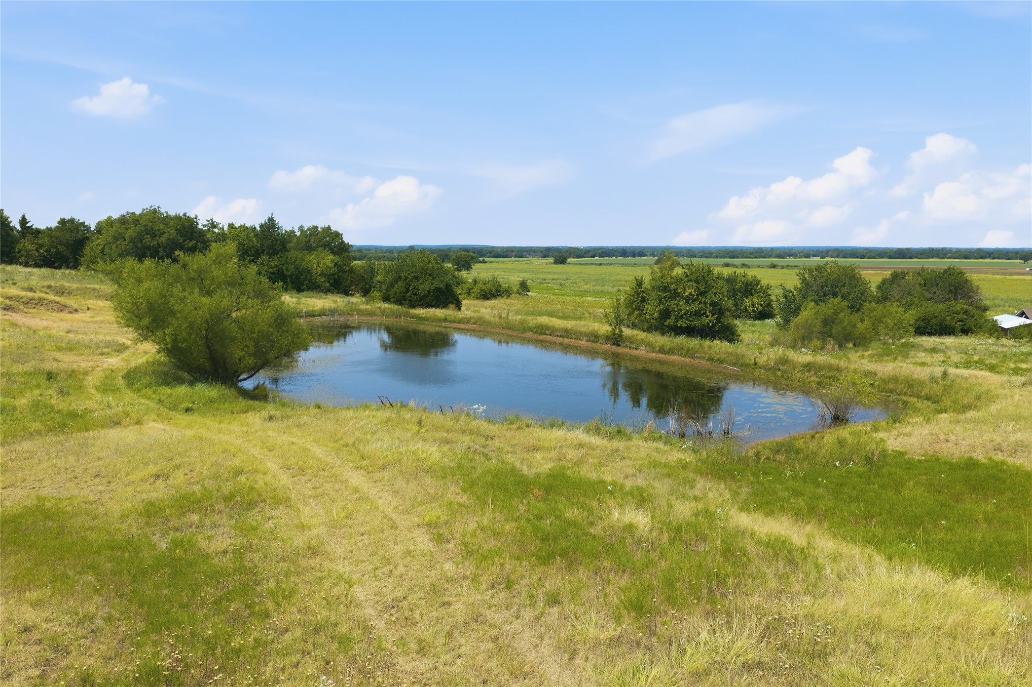22923 N County Road 3280