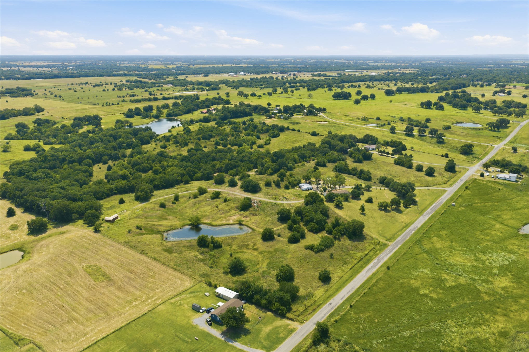 22923 N County Road 3280
