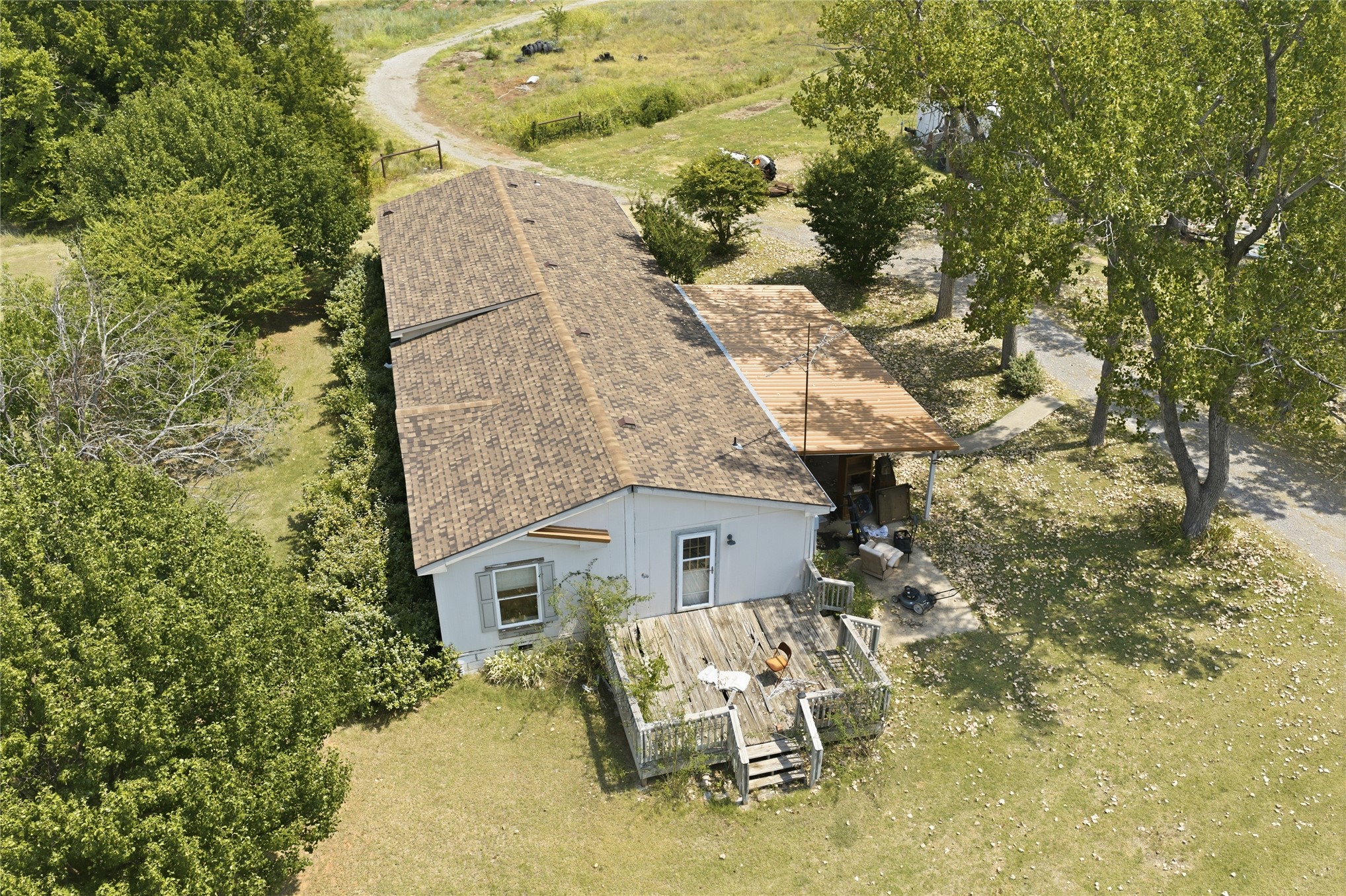 22923 N County Road 3280