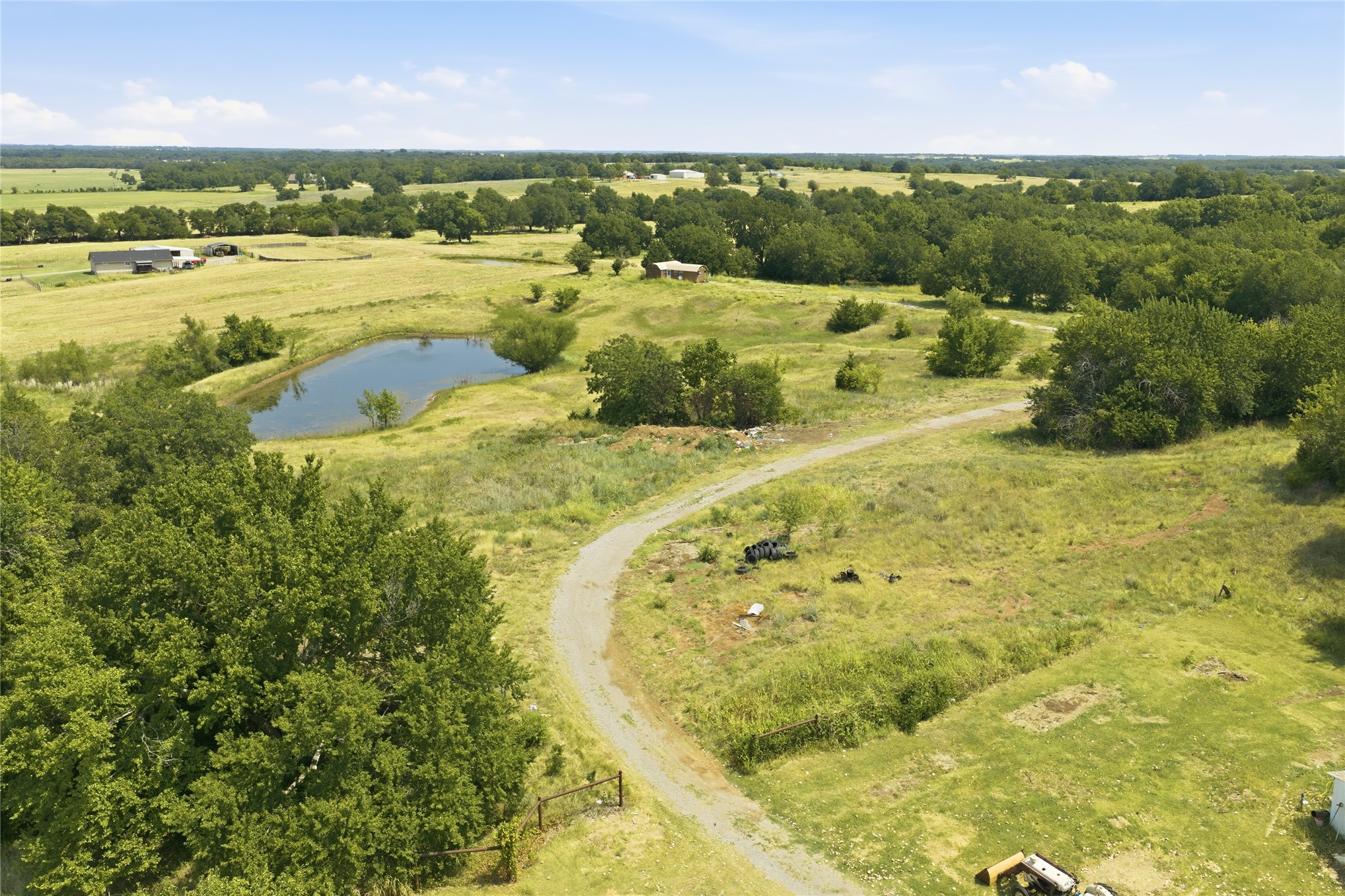 22923 N County Road 3280