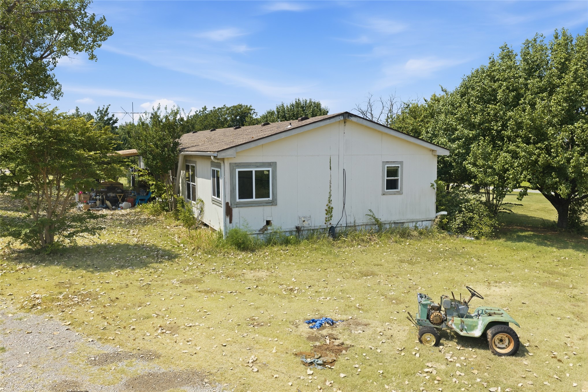 22923 N County Road 3280