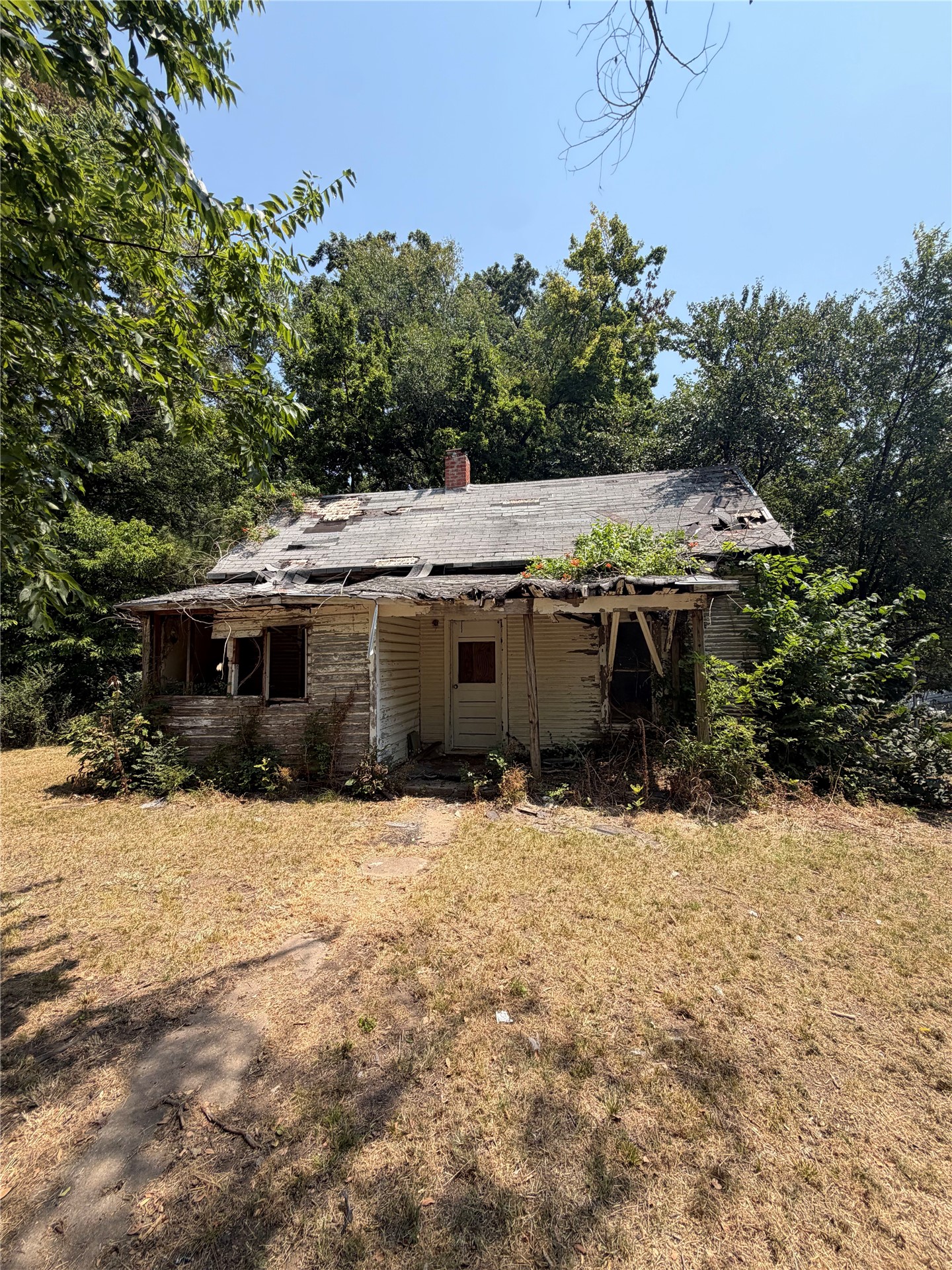 312 N Katy Avenue