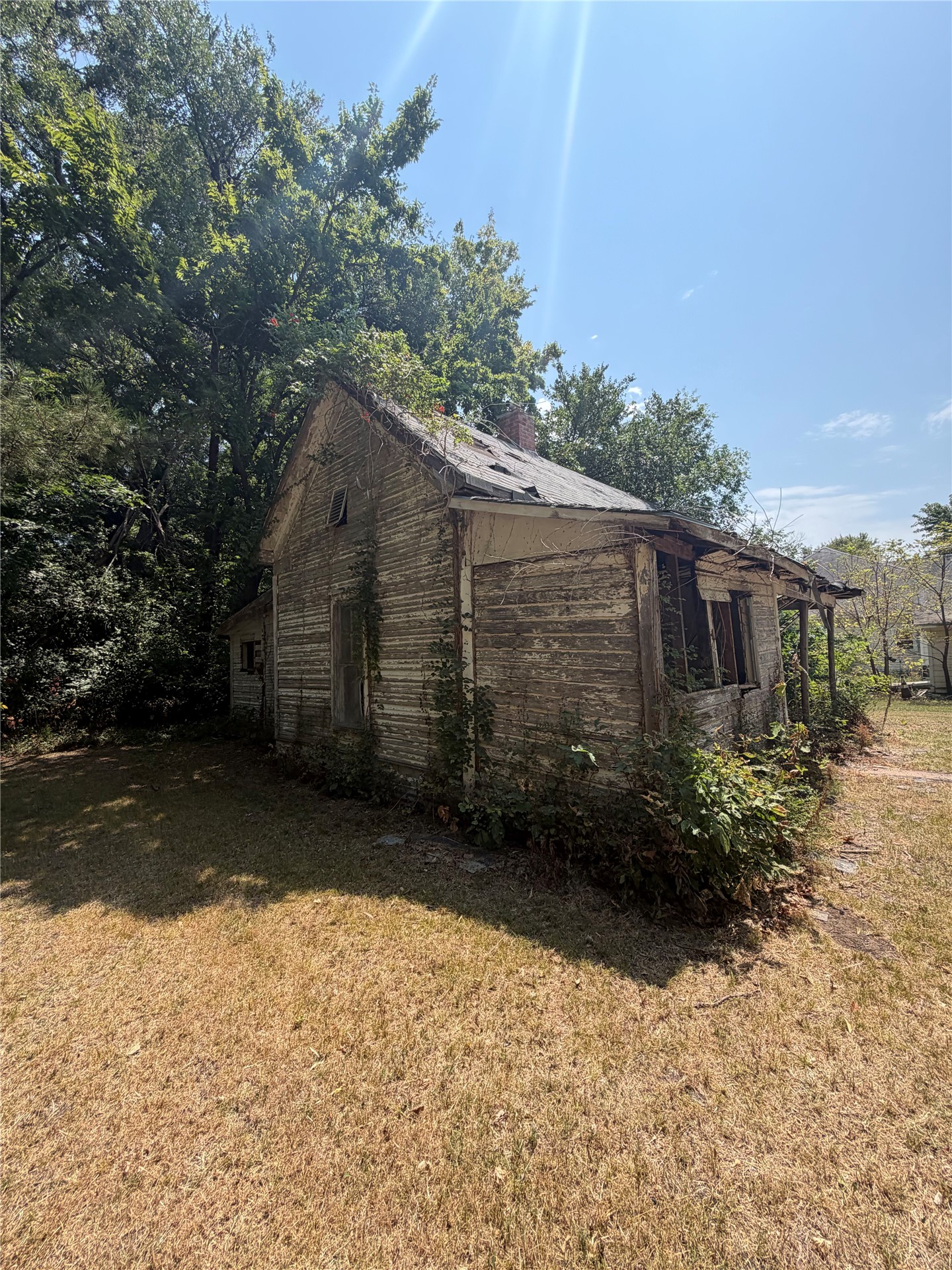 312 N Katy Avenue