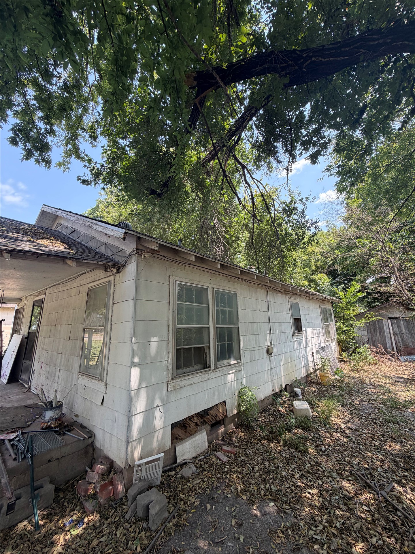 508 N Katy Avenue