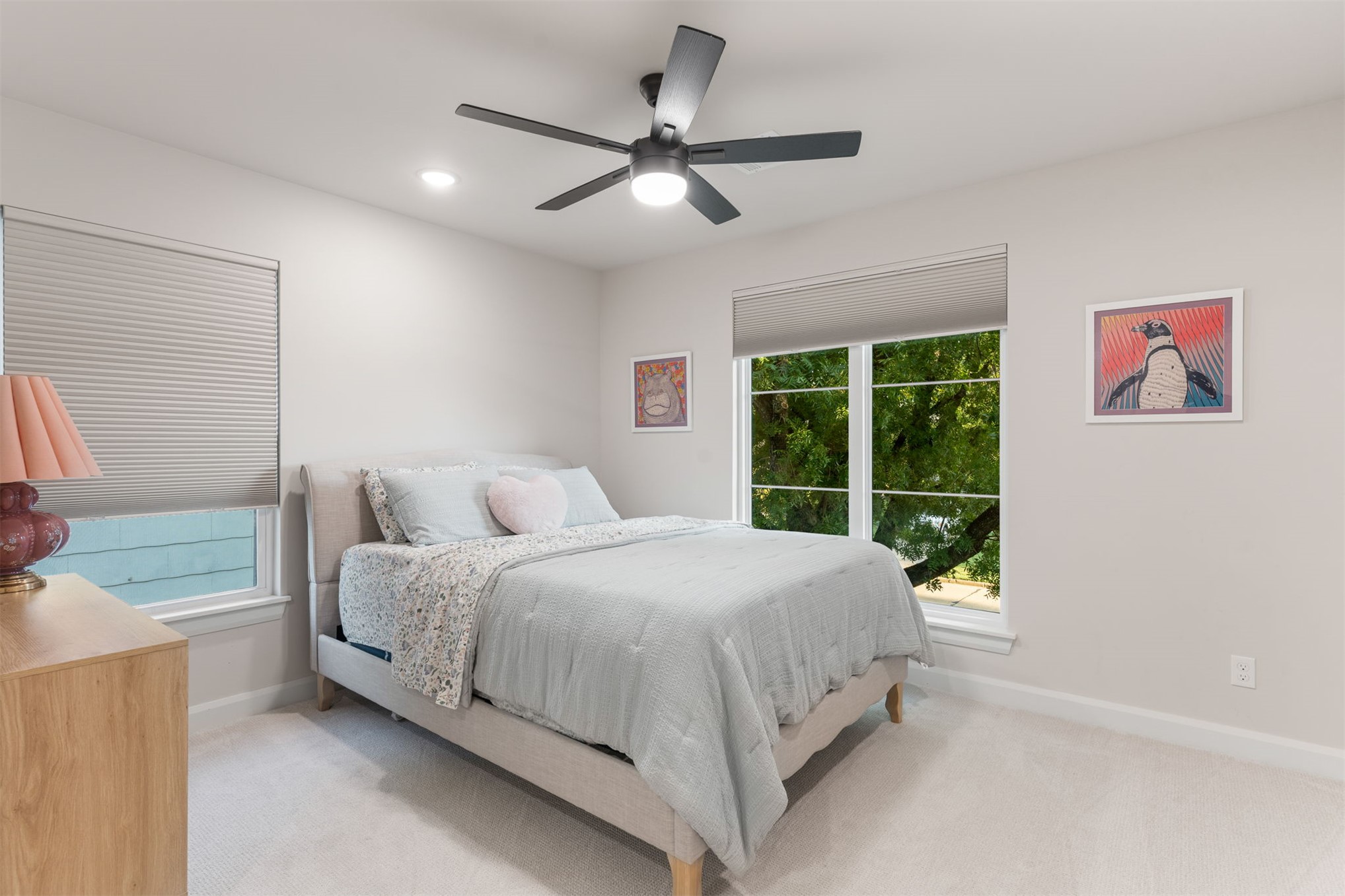 1119 N 36th Place