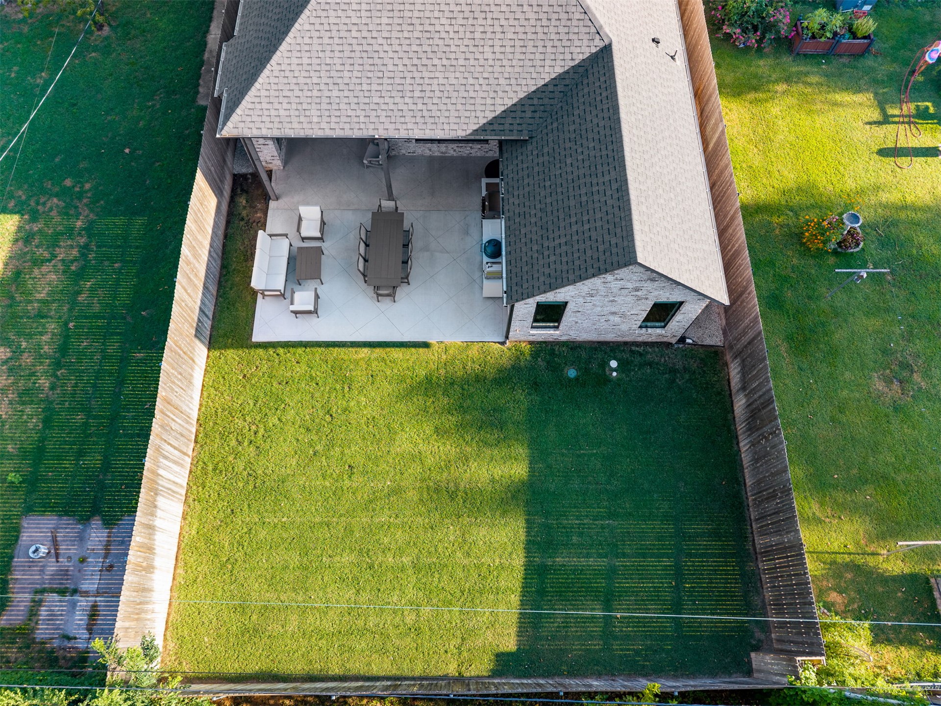 1119 N 36th Place