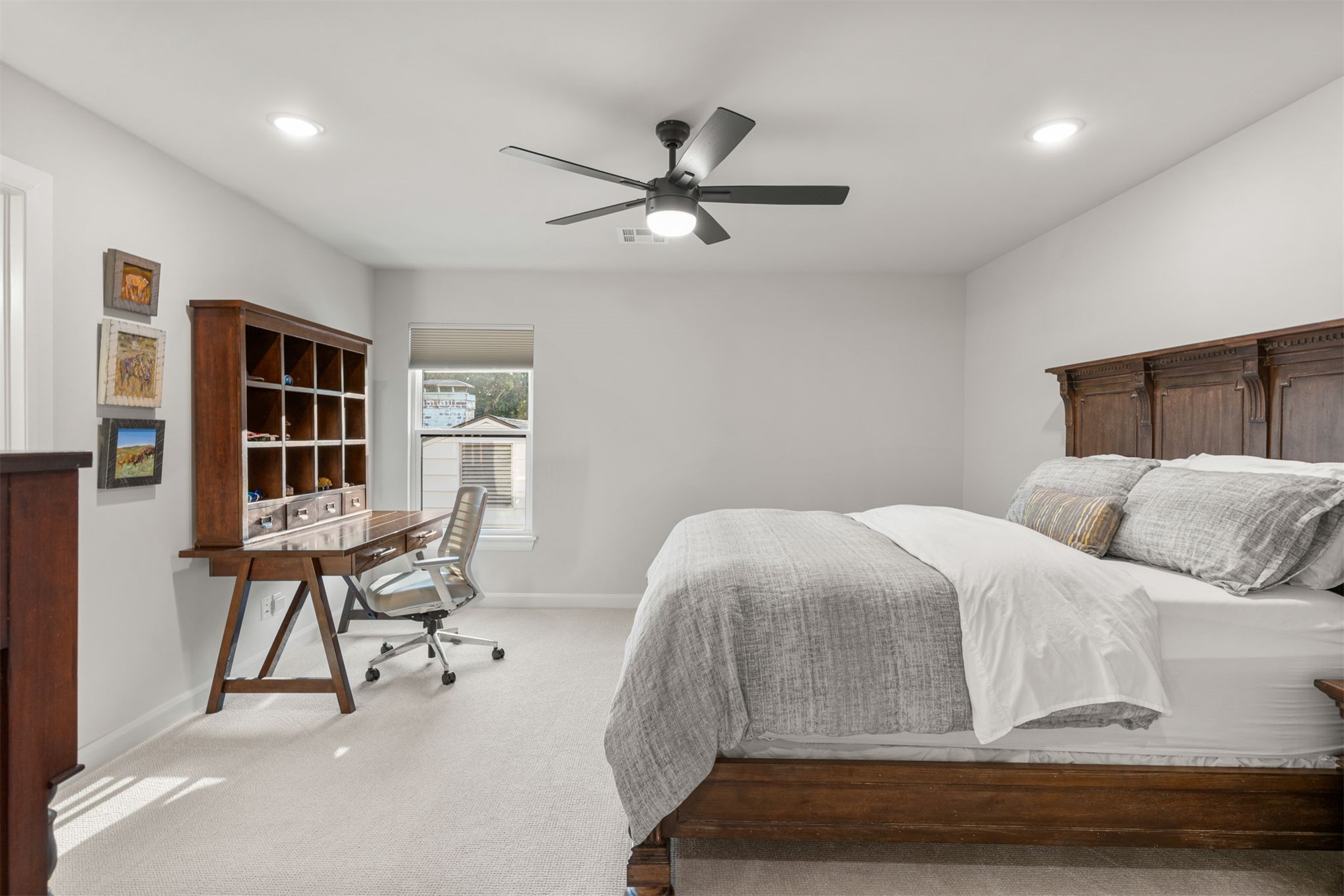 1119 N 36th Place