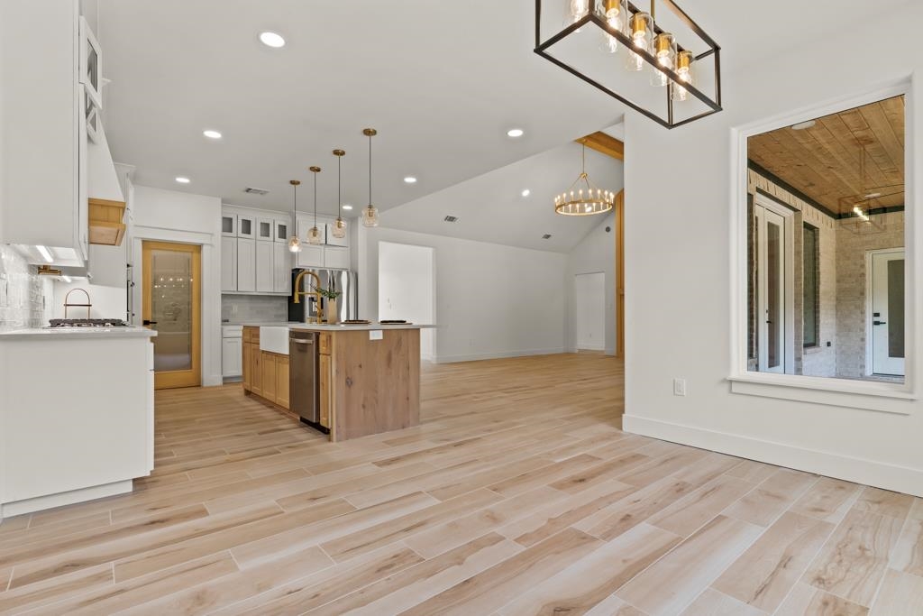 115 Cottonwood Circle