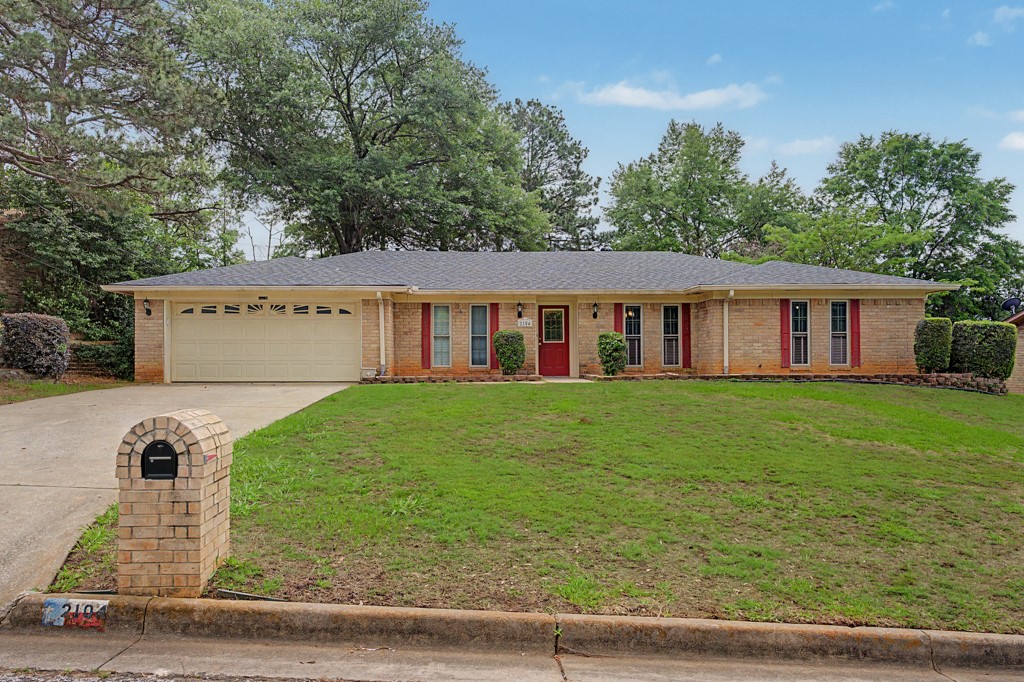 2104 Wainwright Court