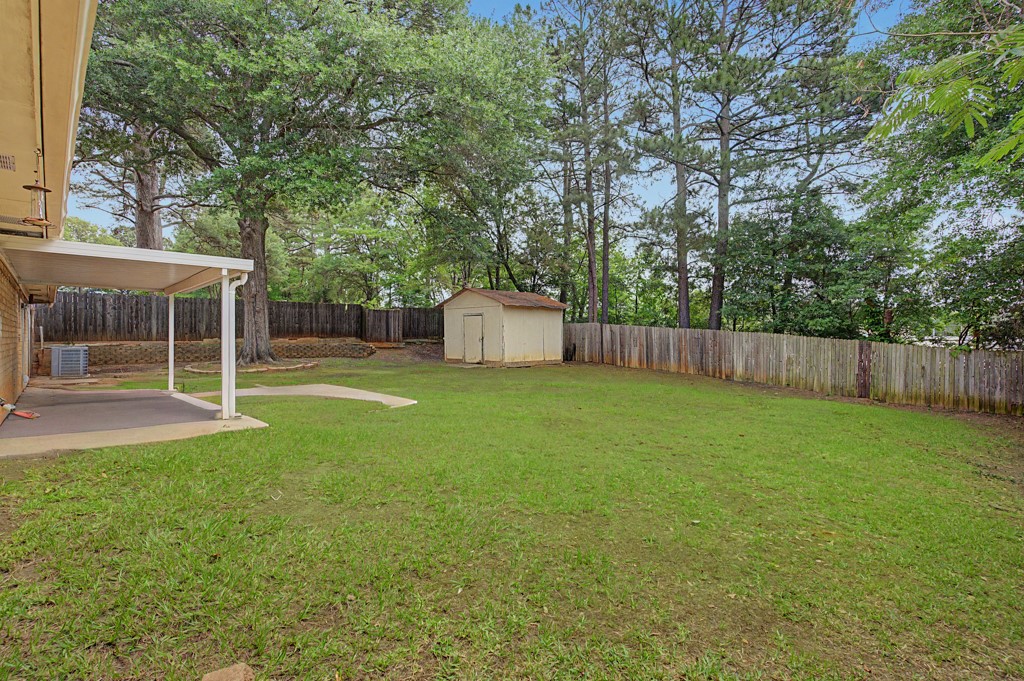 2104 Wainwright Court