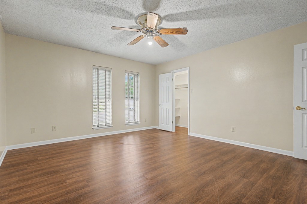 2104 Wainwright Court