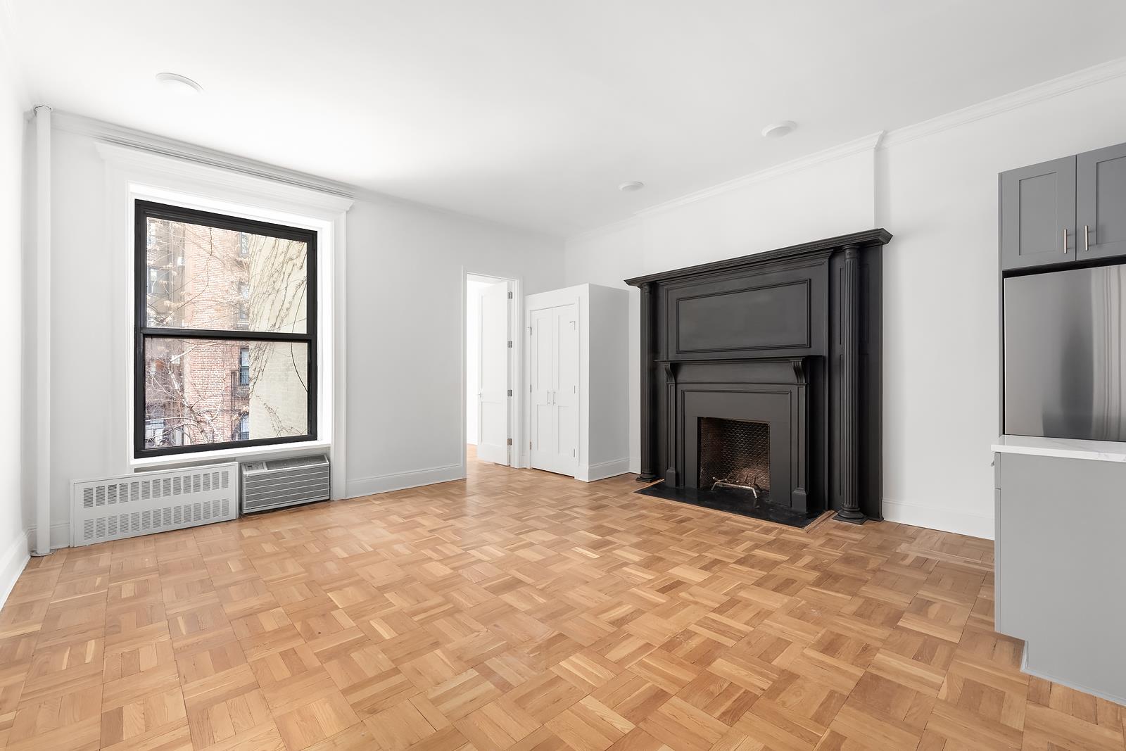 134 W 80TH Street 2R