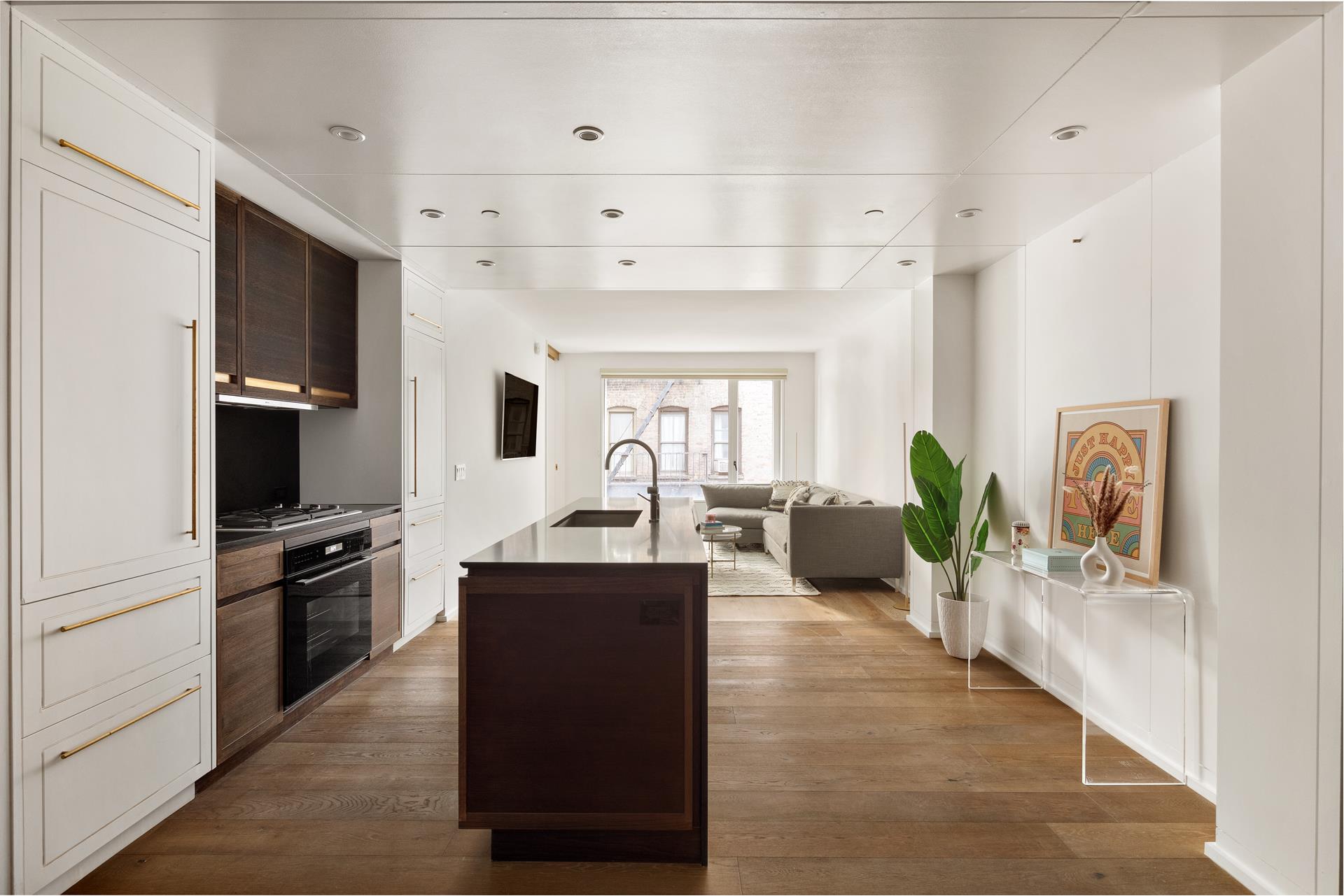345 W 14TH Street 3E