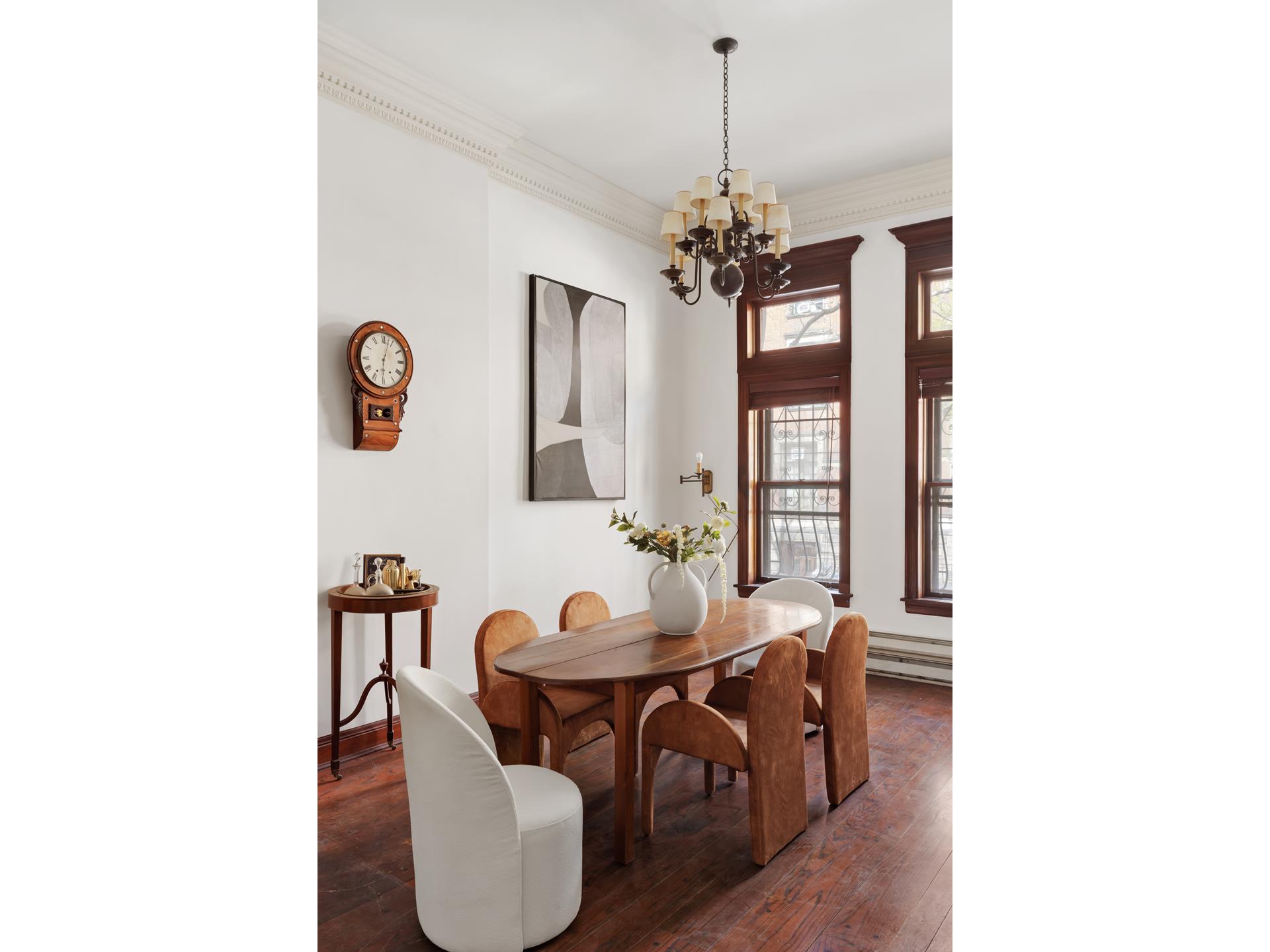 116 W 74TH Street