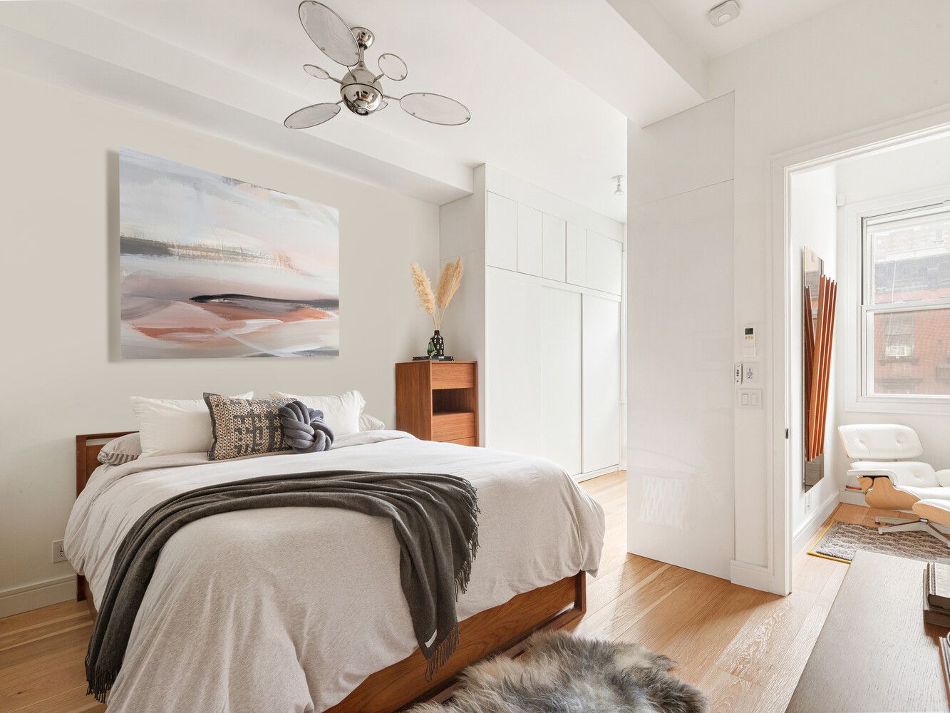 521 W 47TH Street PHD