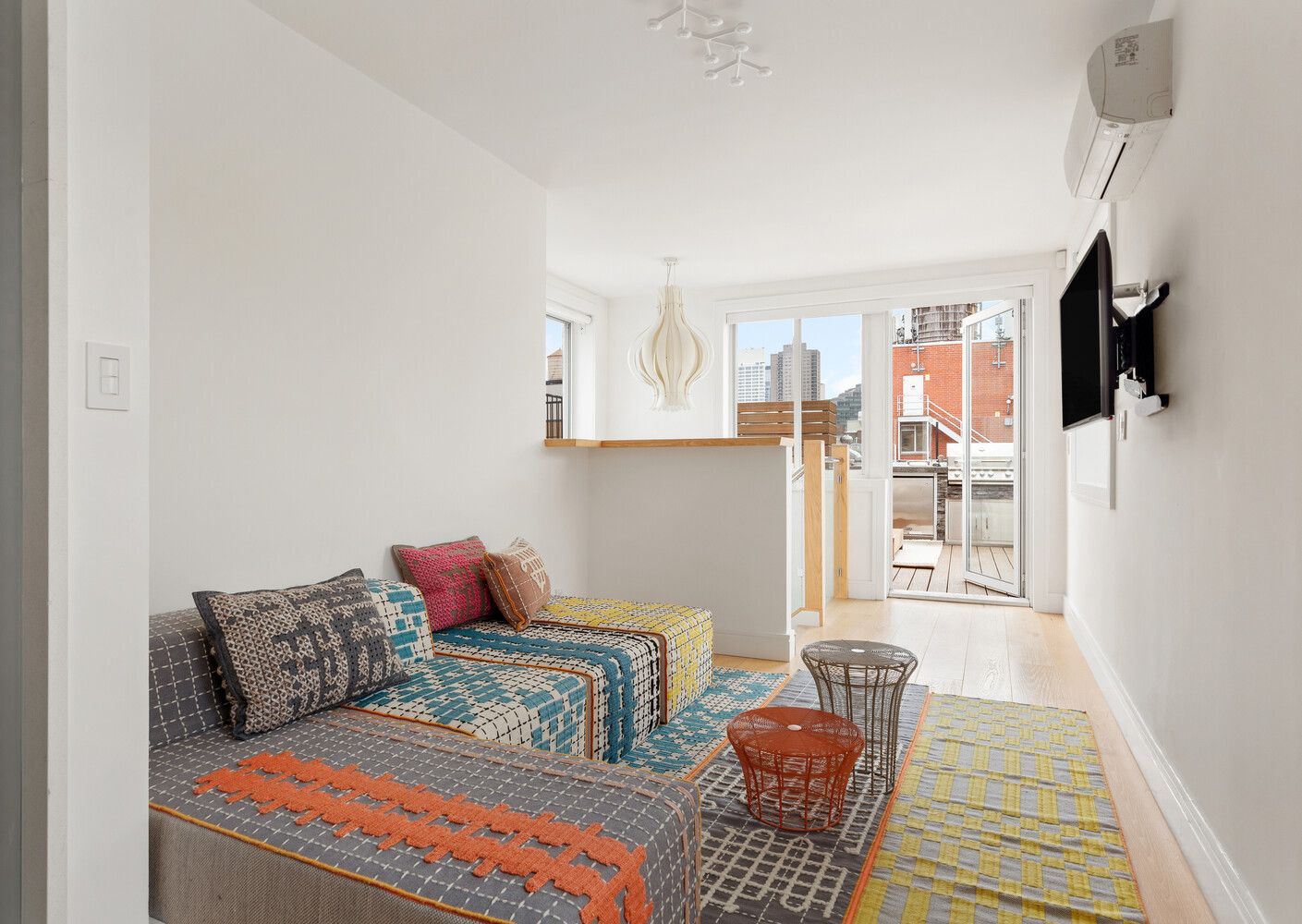 521 W 47TH Street PHD