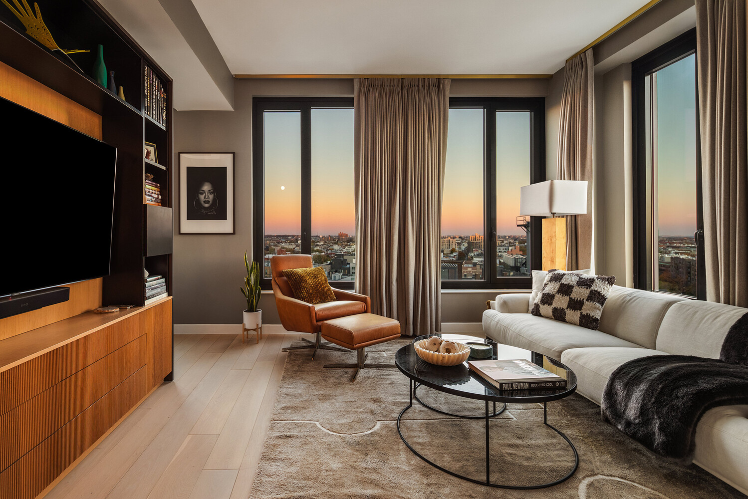 856 WASHINGTON Avenue PH1