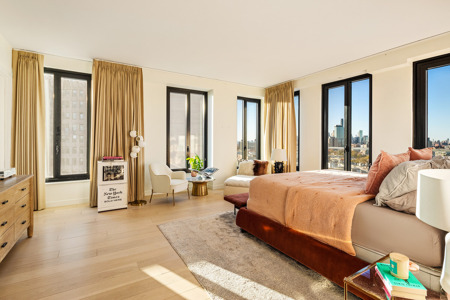 856 WASHINGTON Avenue PH1