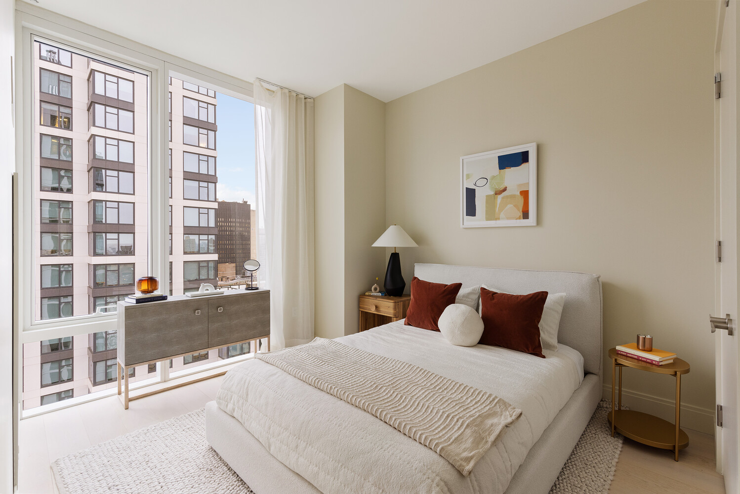 501 3RD Avenue 18D