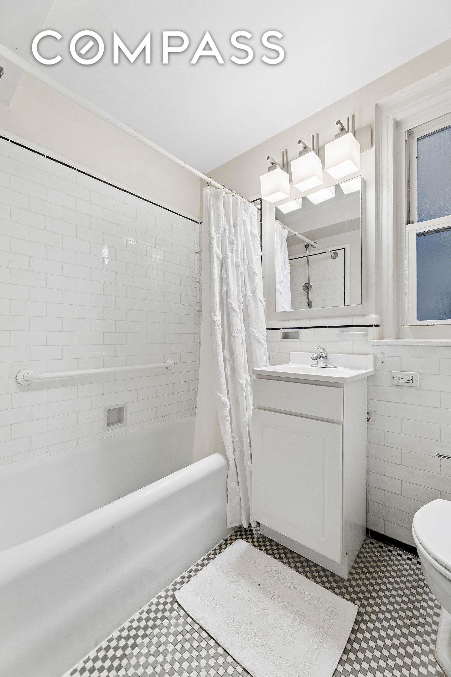 205 E 69th Street 2A