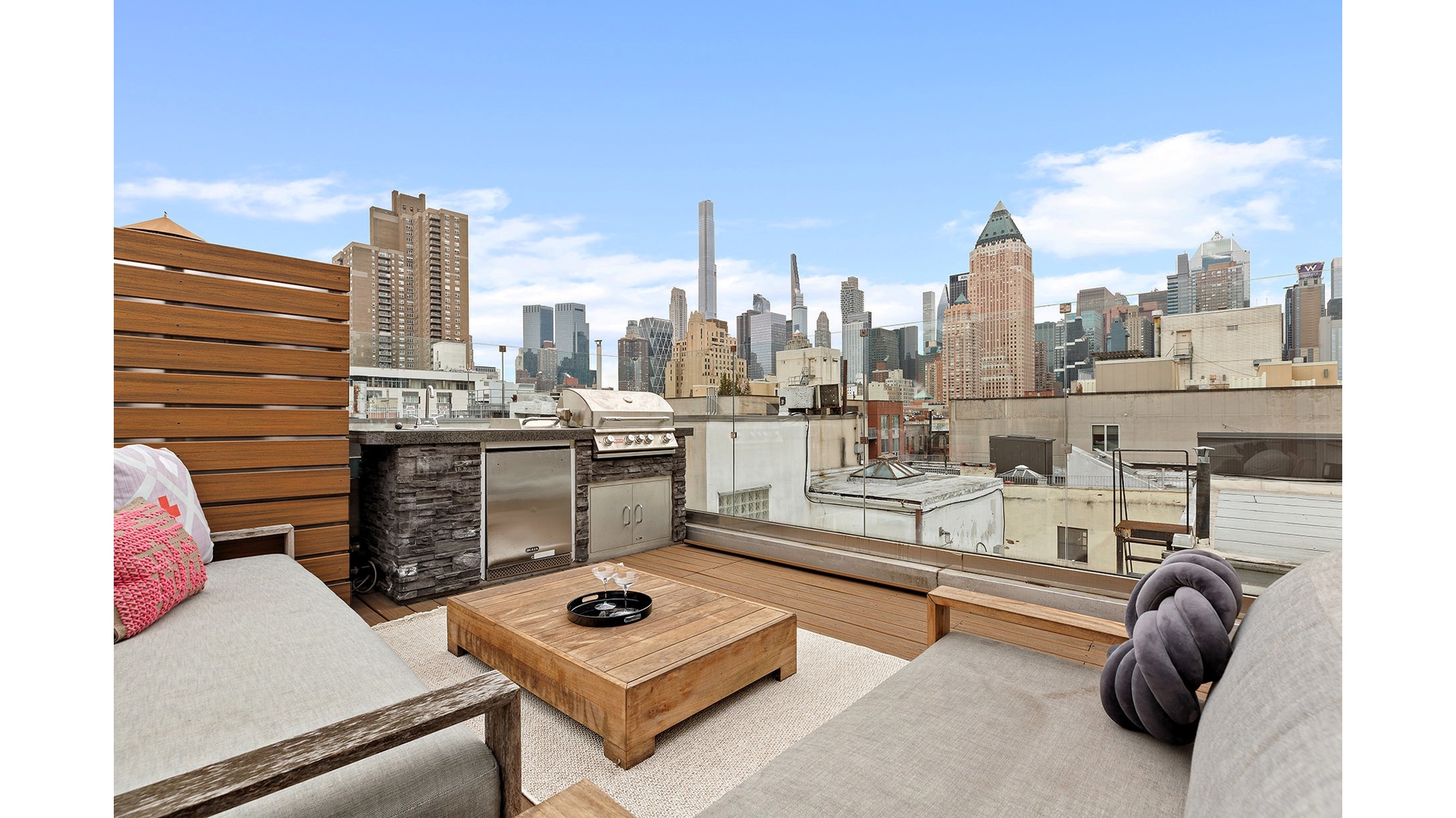 521 W 47TH Street 4D