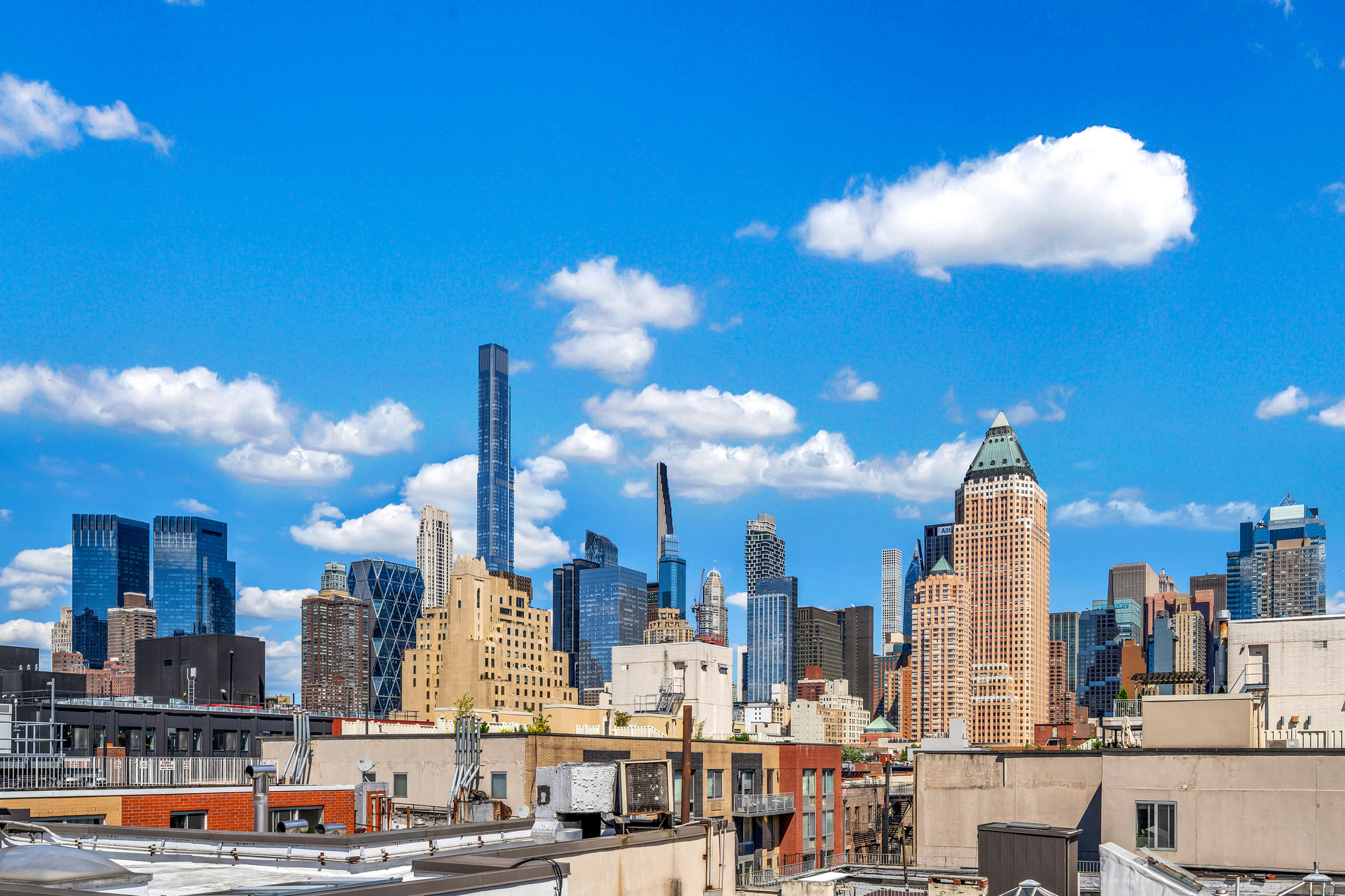 521 W 47TH Street 4D
