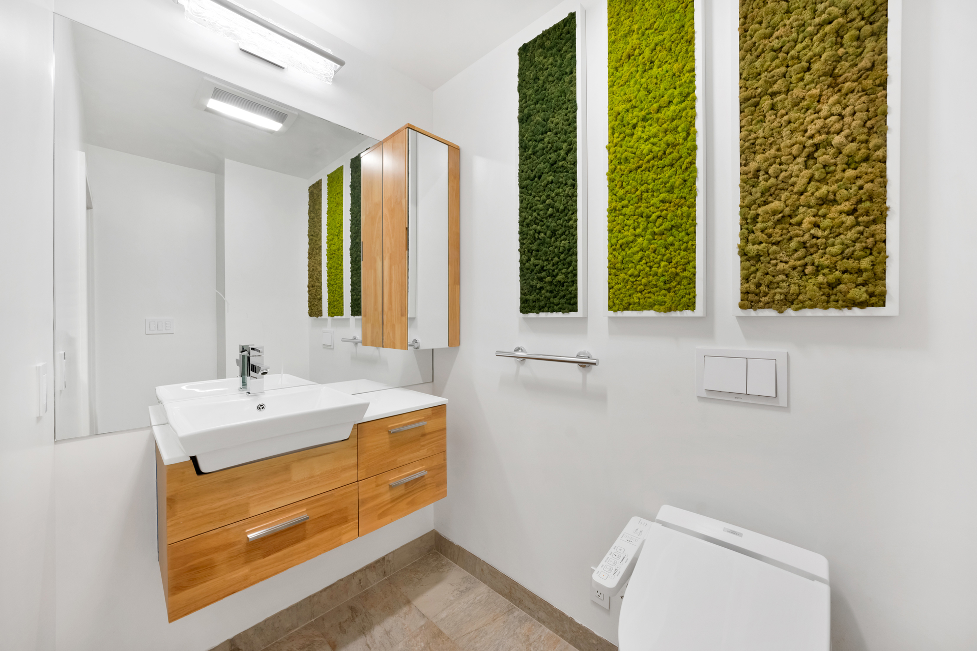 521 W 47TH Street 4D
