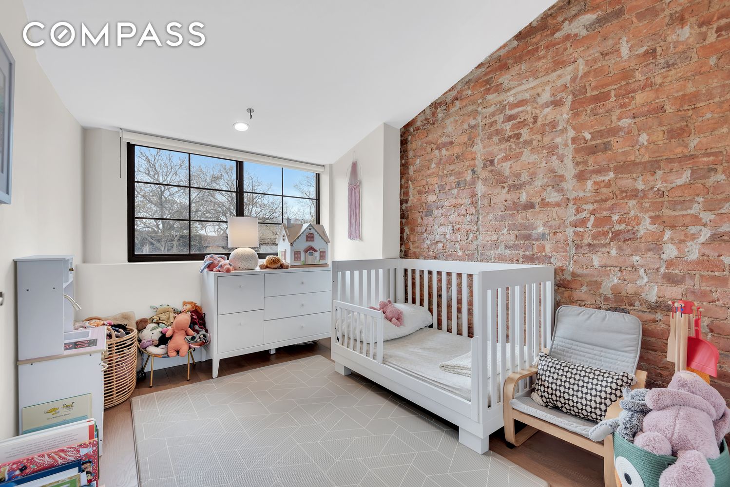 541 Madison Street 4