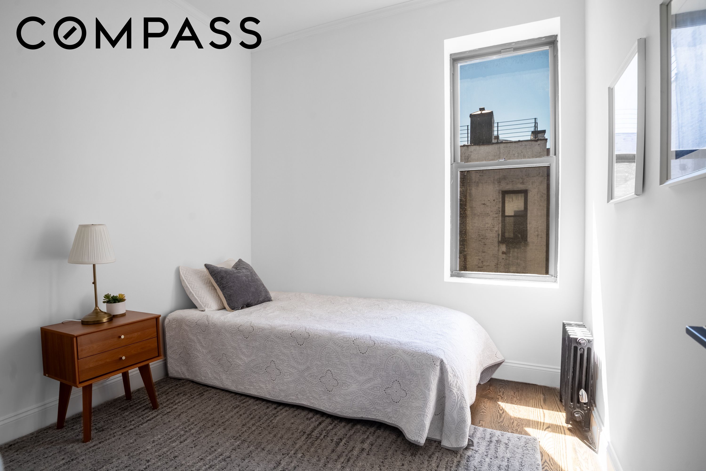 17 E 17th Street D4