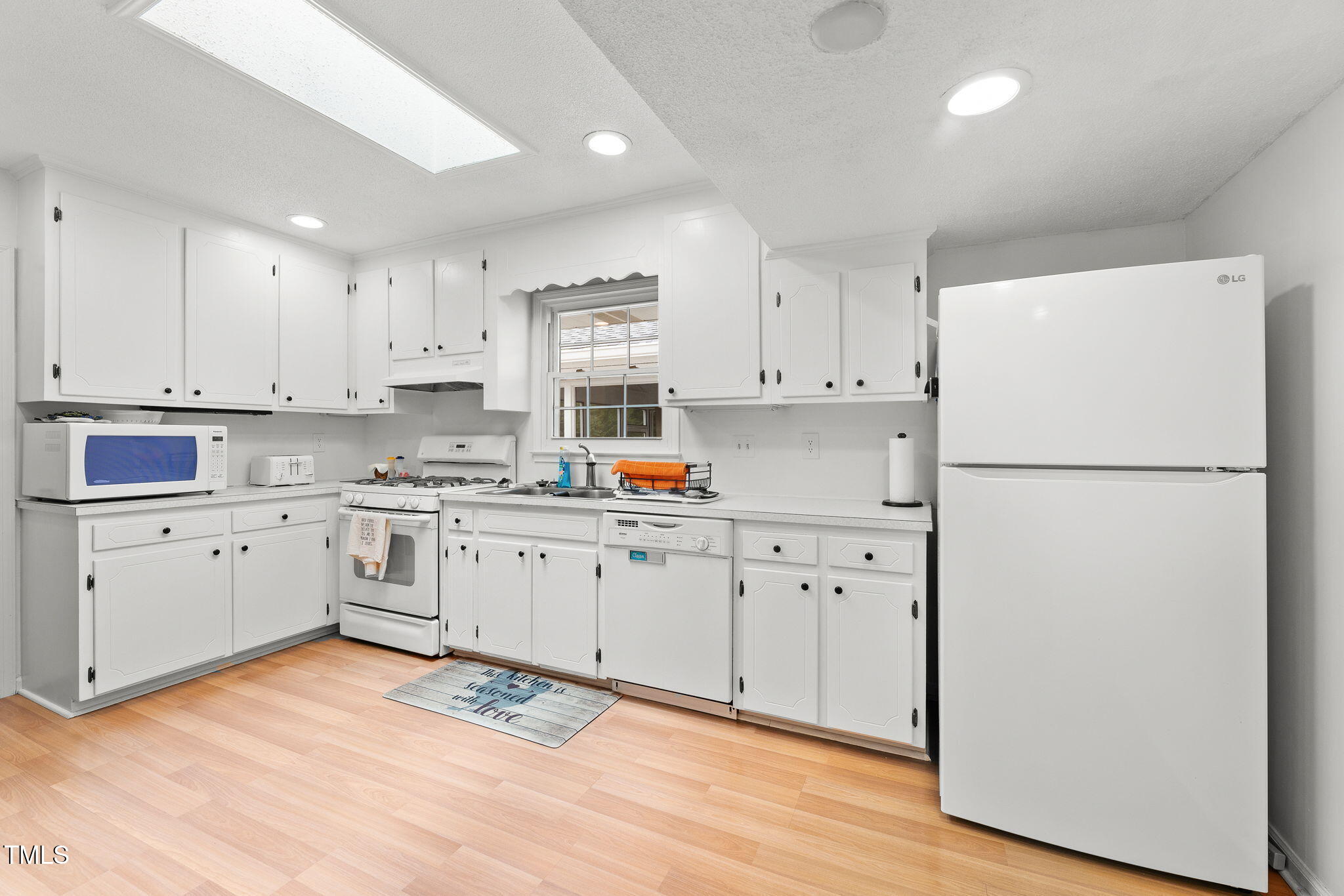 1118 Askham Drive
