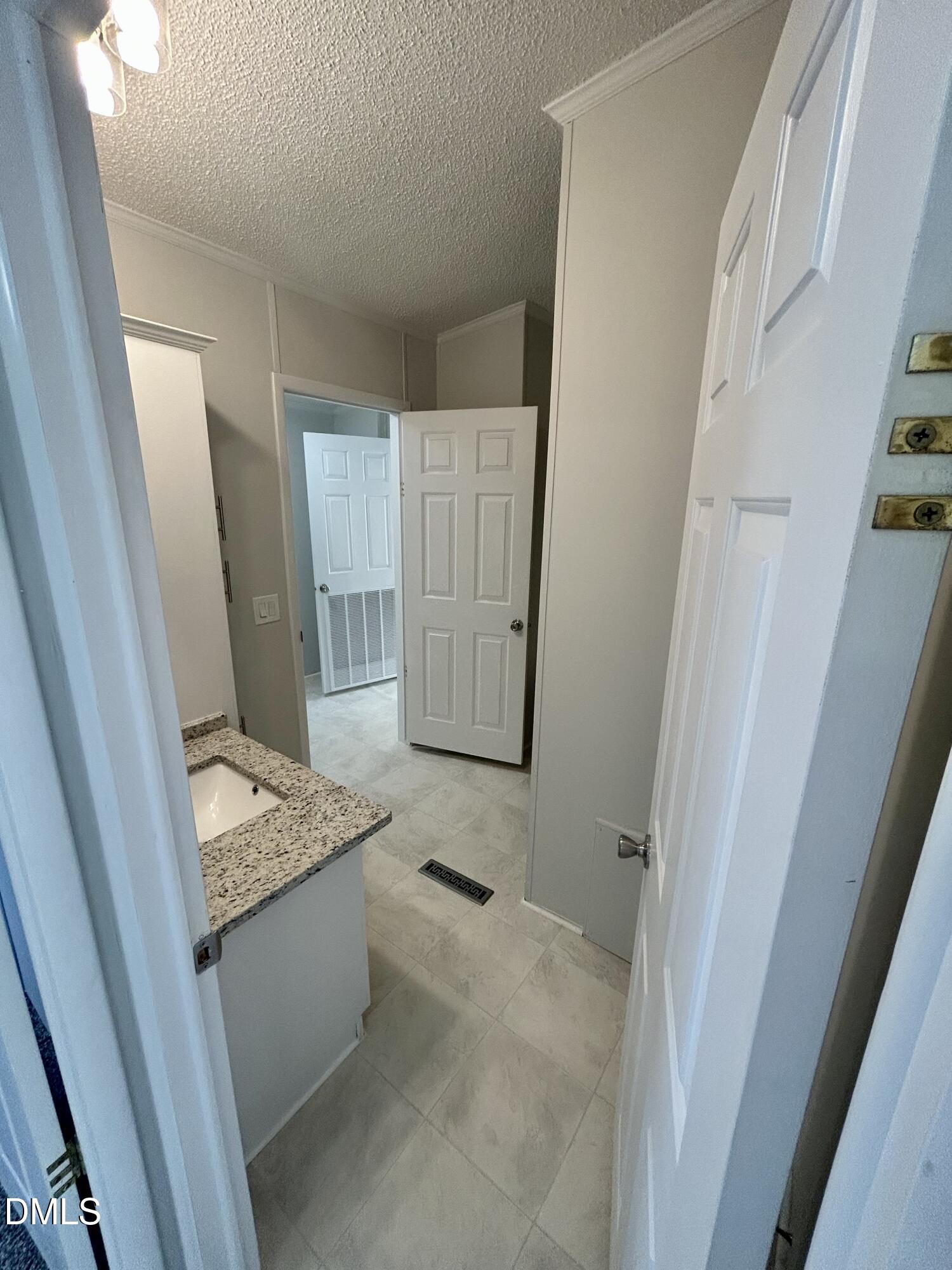 102 Bladestone Place