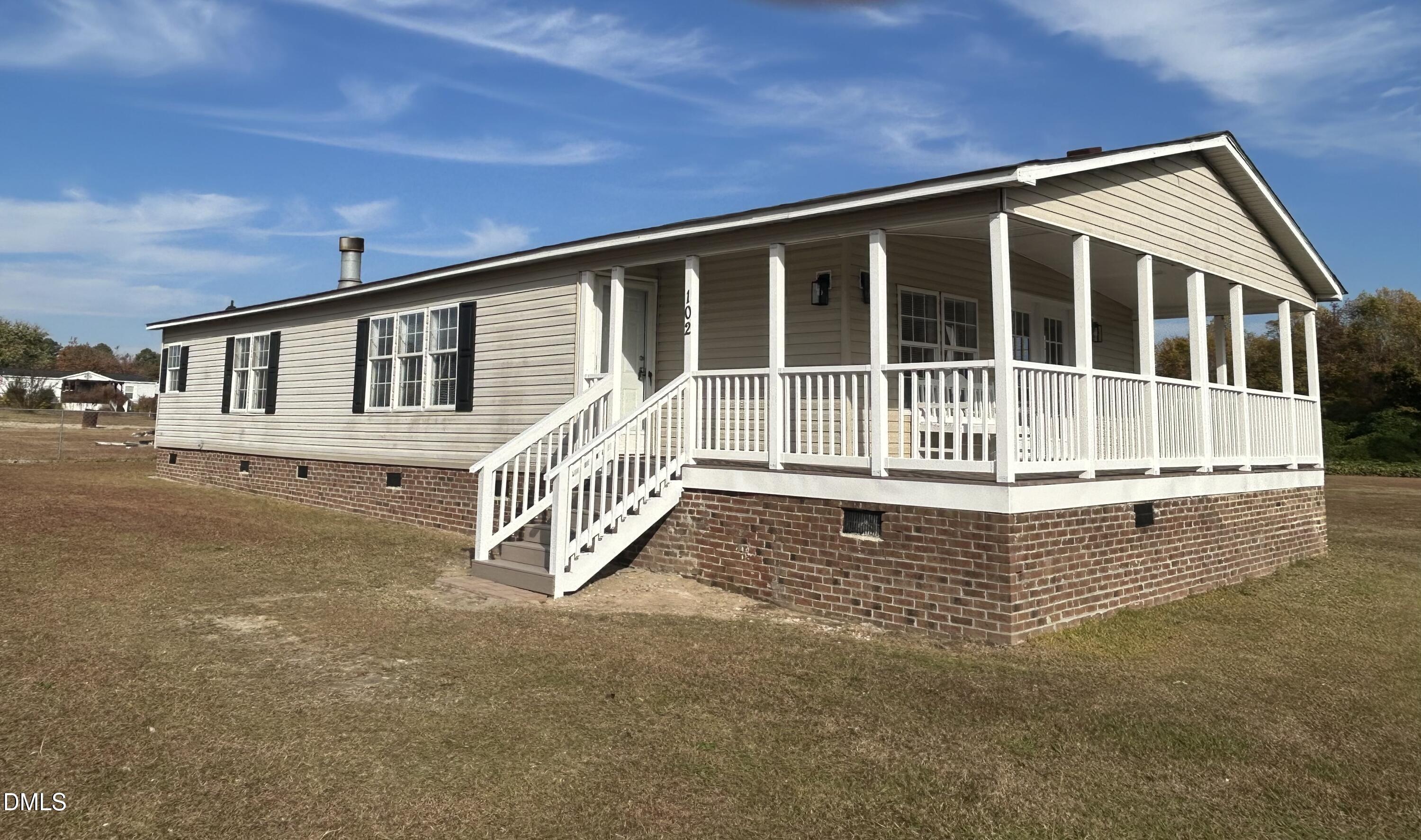 102 Bladestone Place