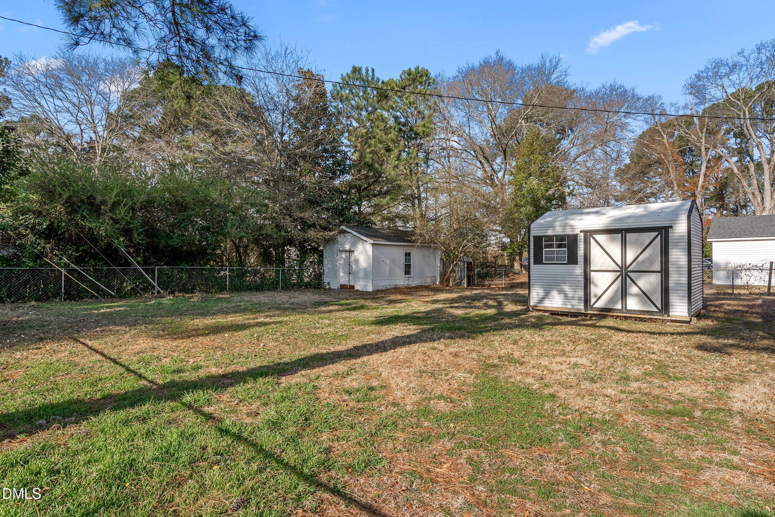 201 W Fayetteville