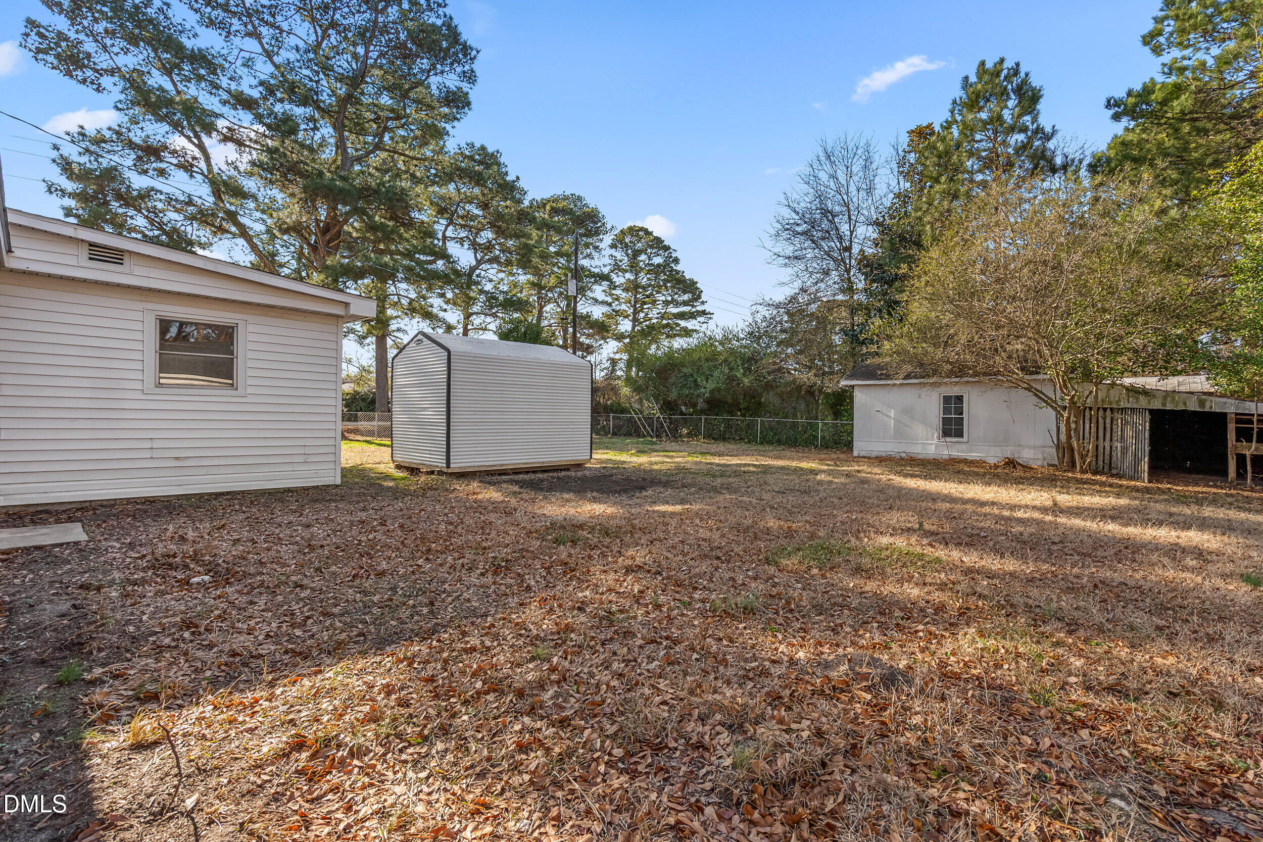 201 W Fayetteville