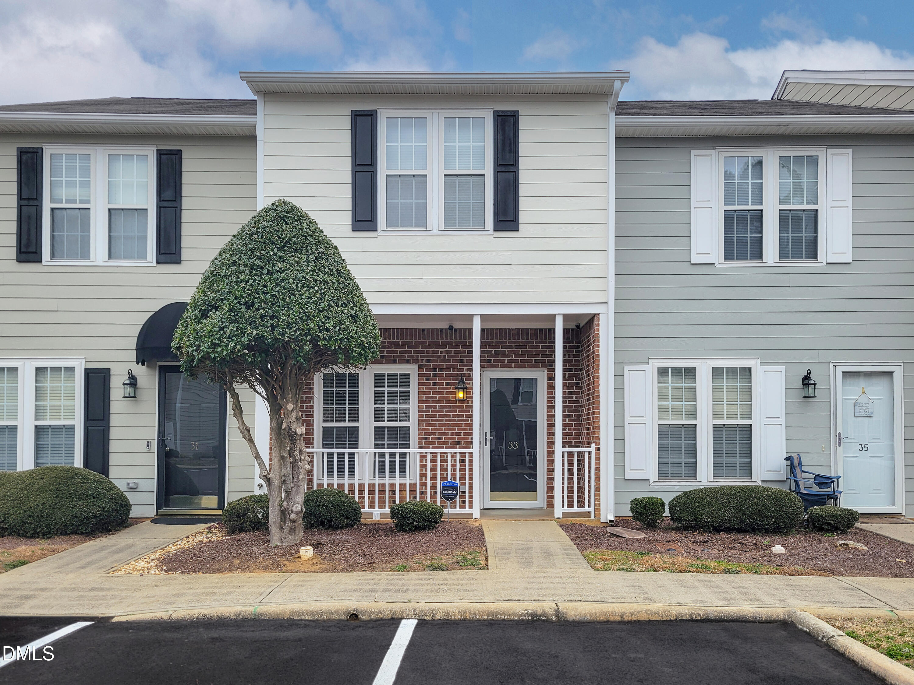 33 Cheltenham Drive