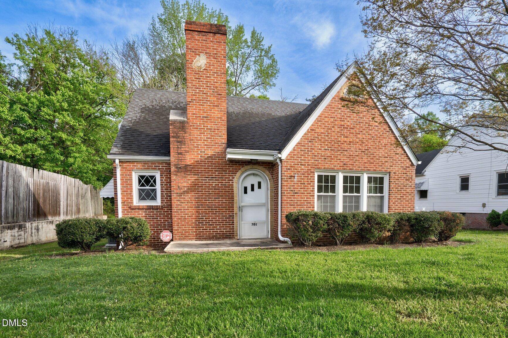 701 E Nash Street