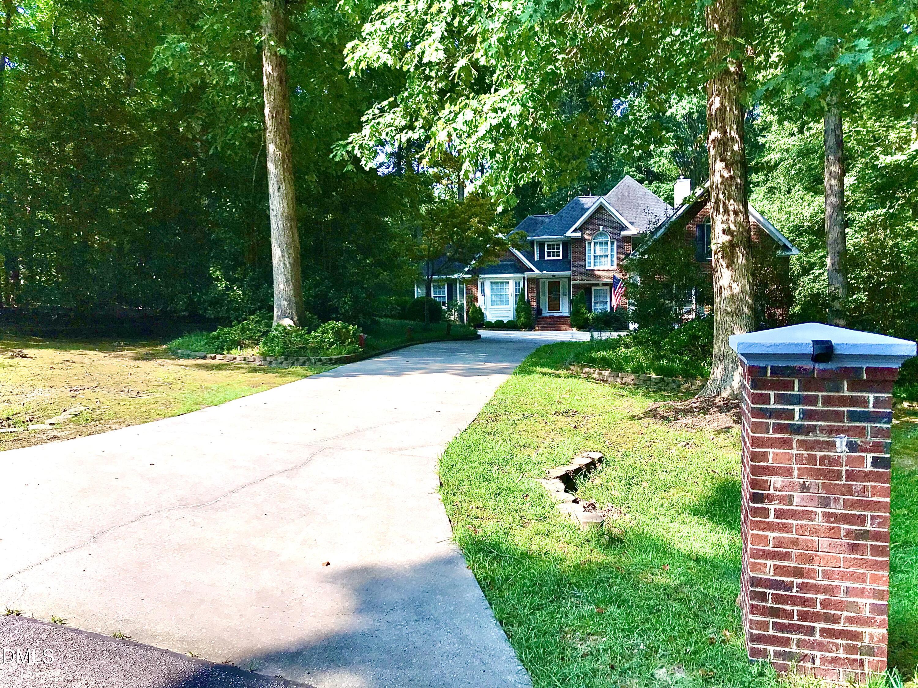 225 Tamworth Drive