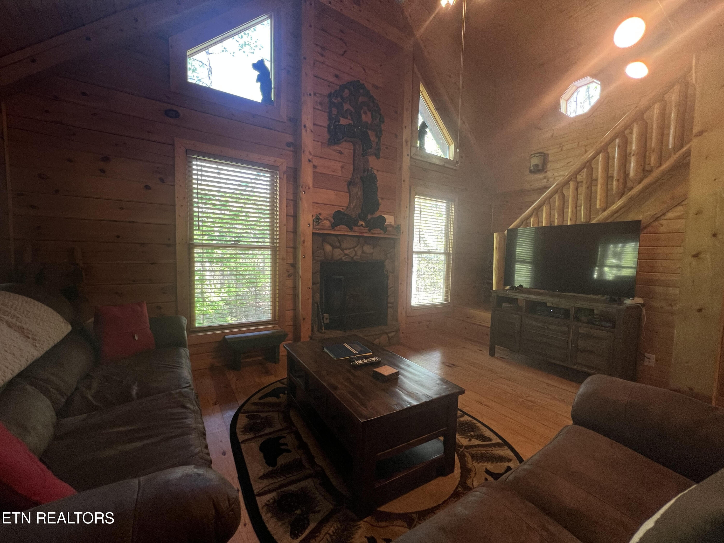 2164 Red Bud Rd