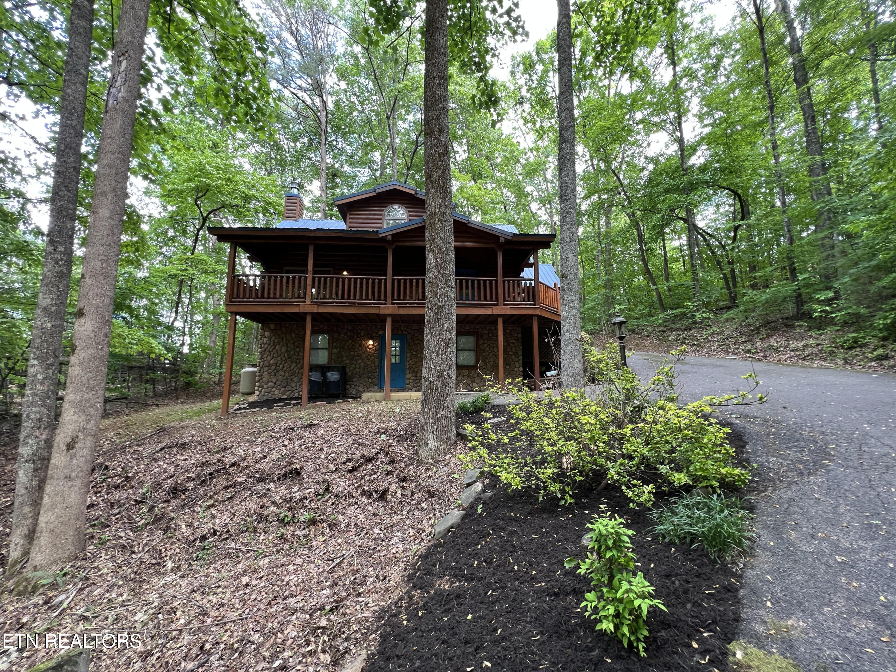 2164 Red Bud Rd
