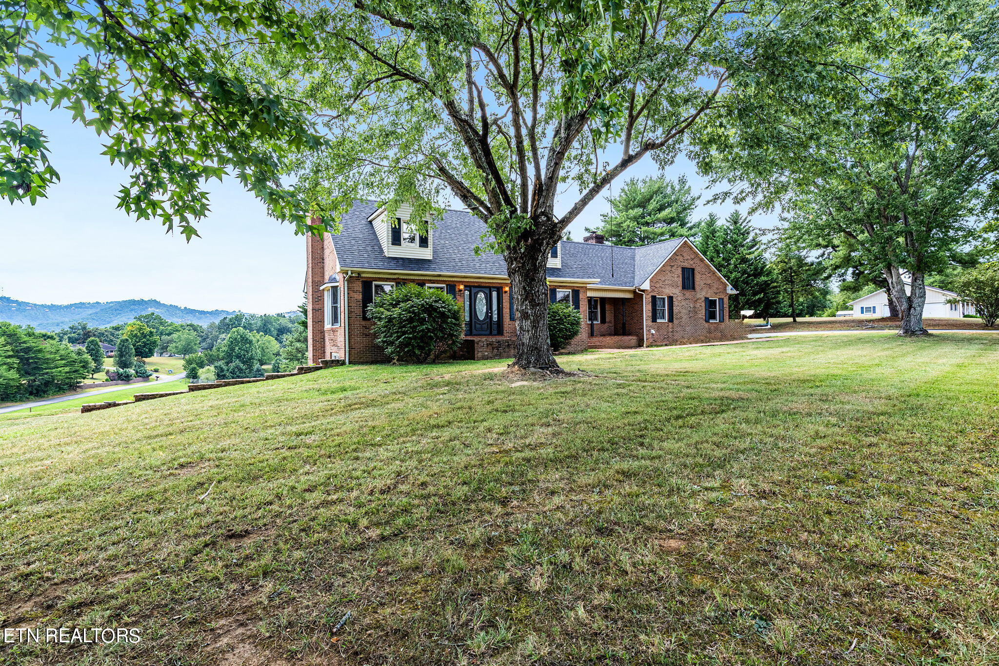 1438 Canterbury Downs Rd