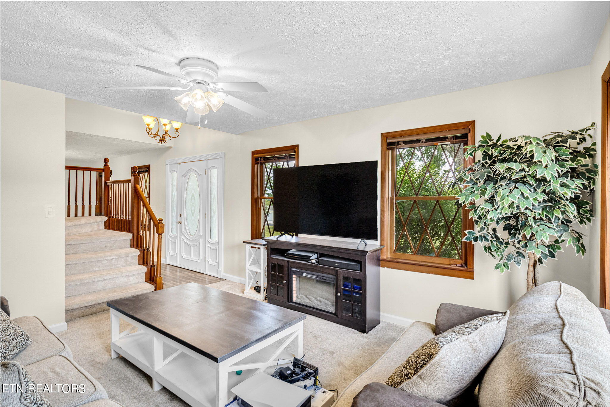 1438 Canterbury Downs Rd