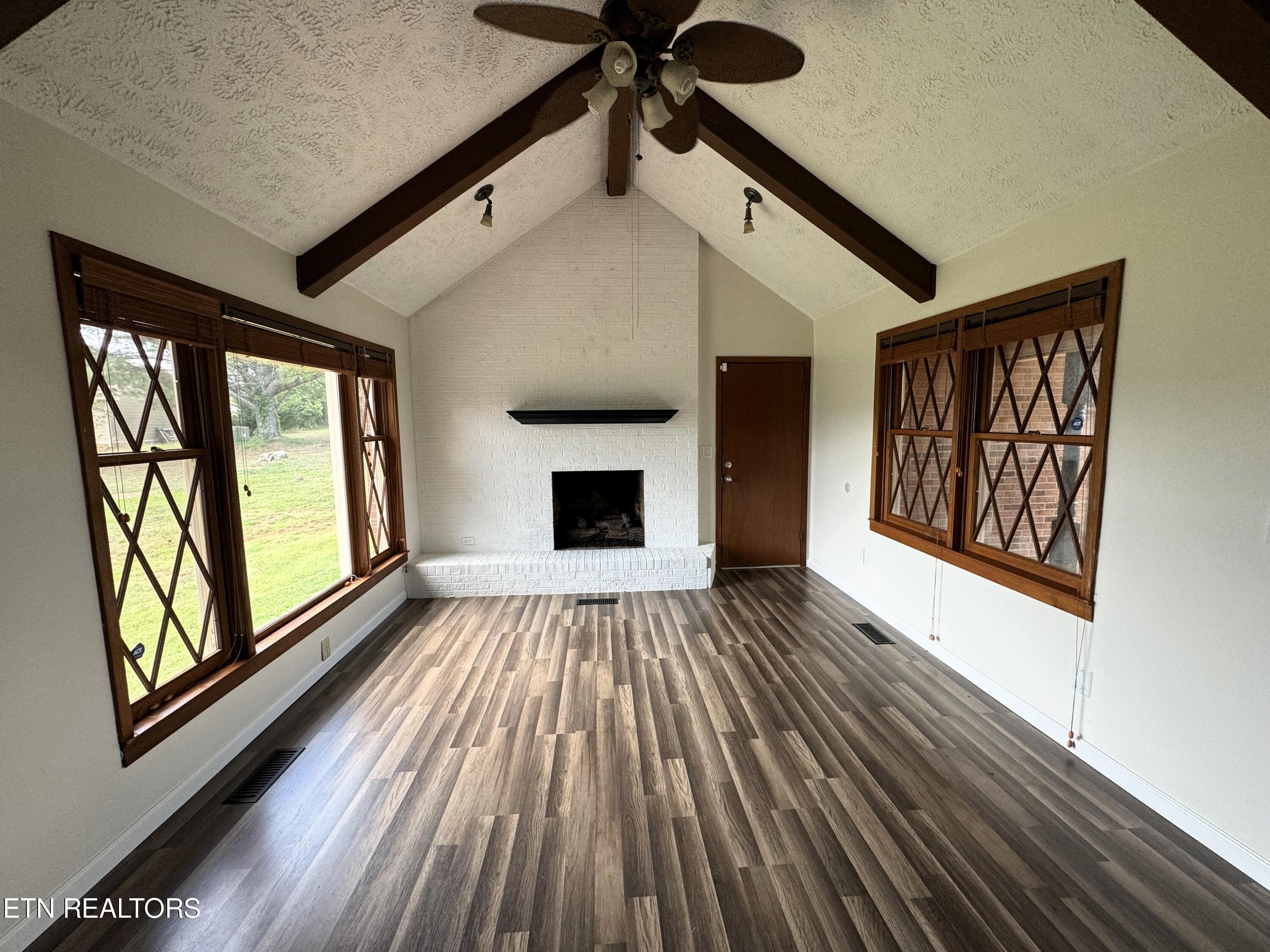 1438 Canterbury Downs Rd