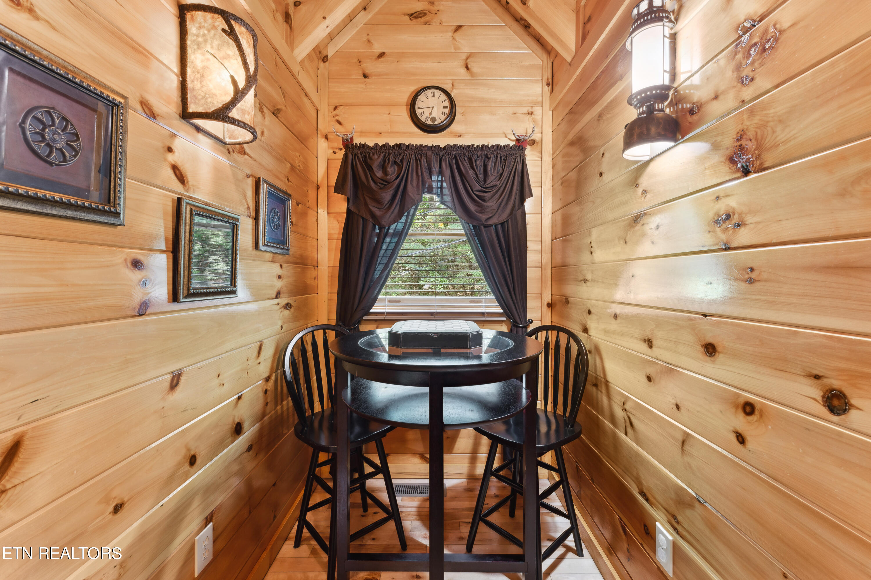 1314 Indian Court