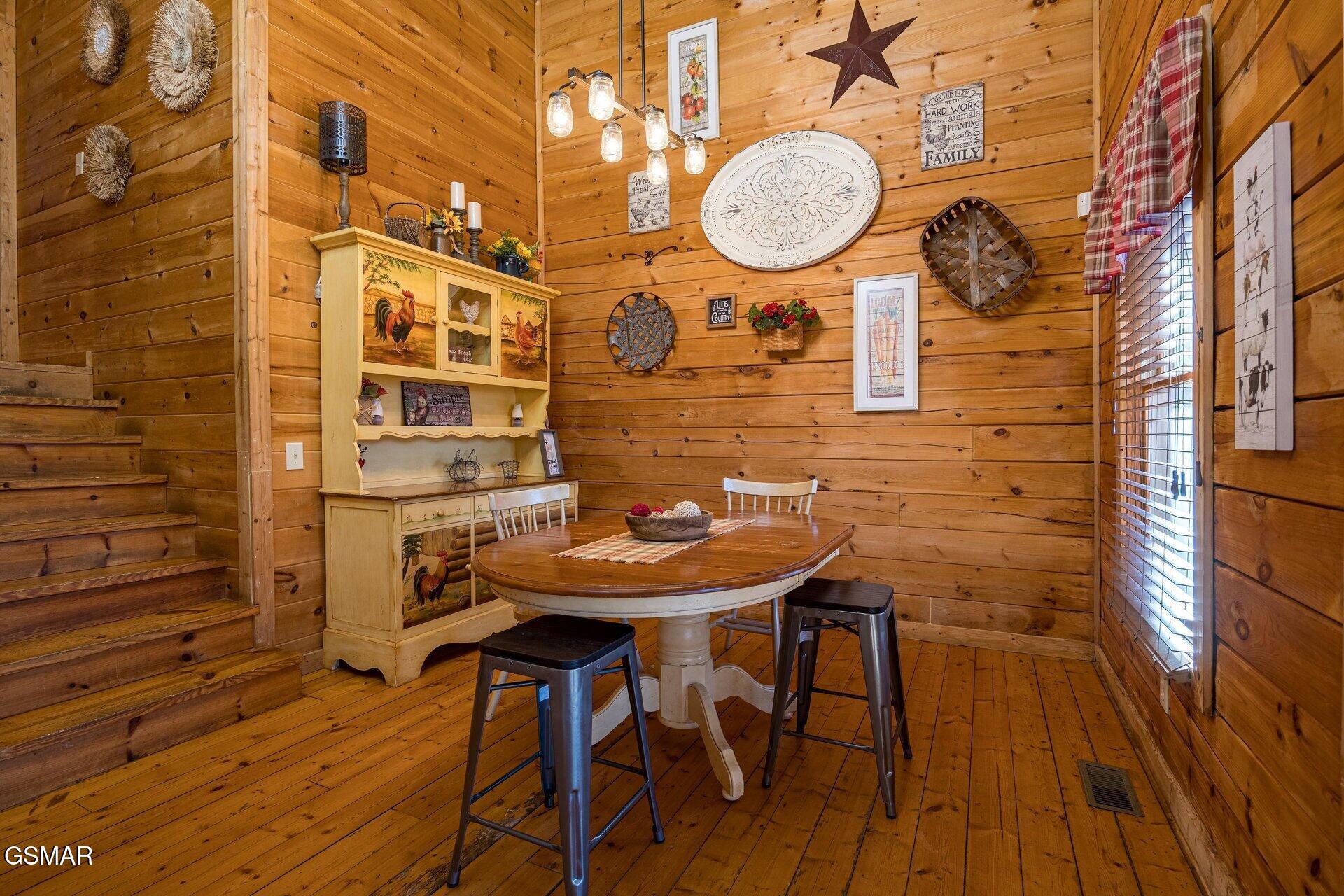 1628 Ginnys Trail Trail