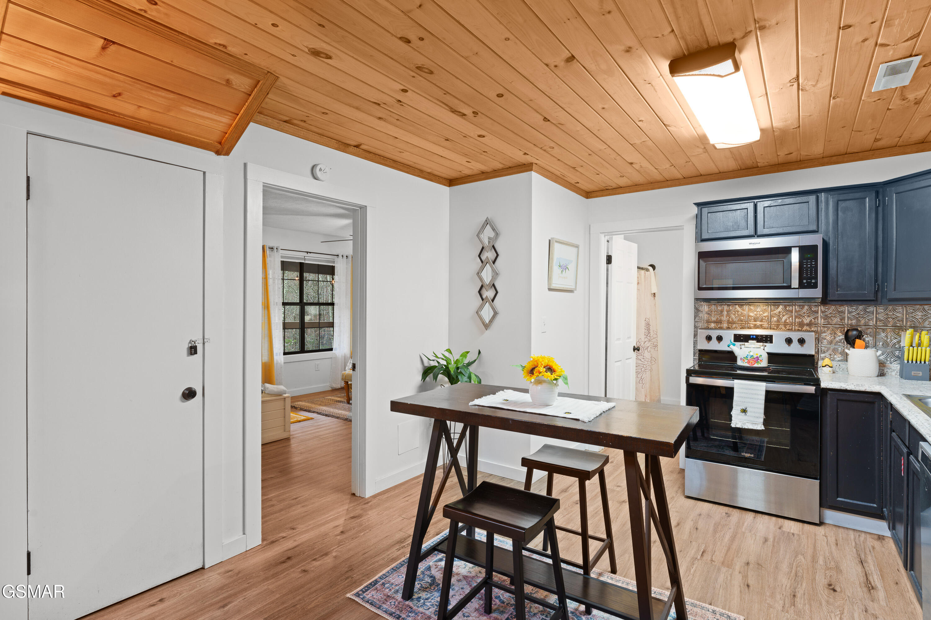 4314 Blue Bird Lane Unit: STE 1