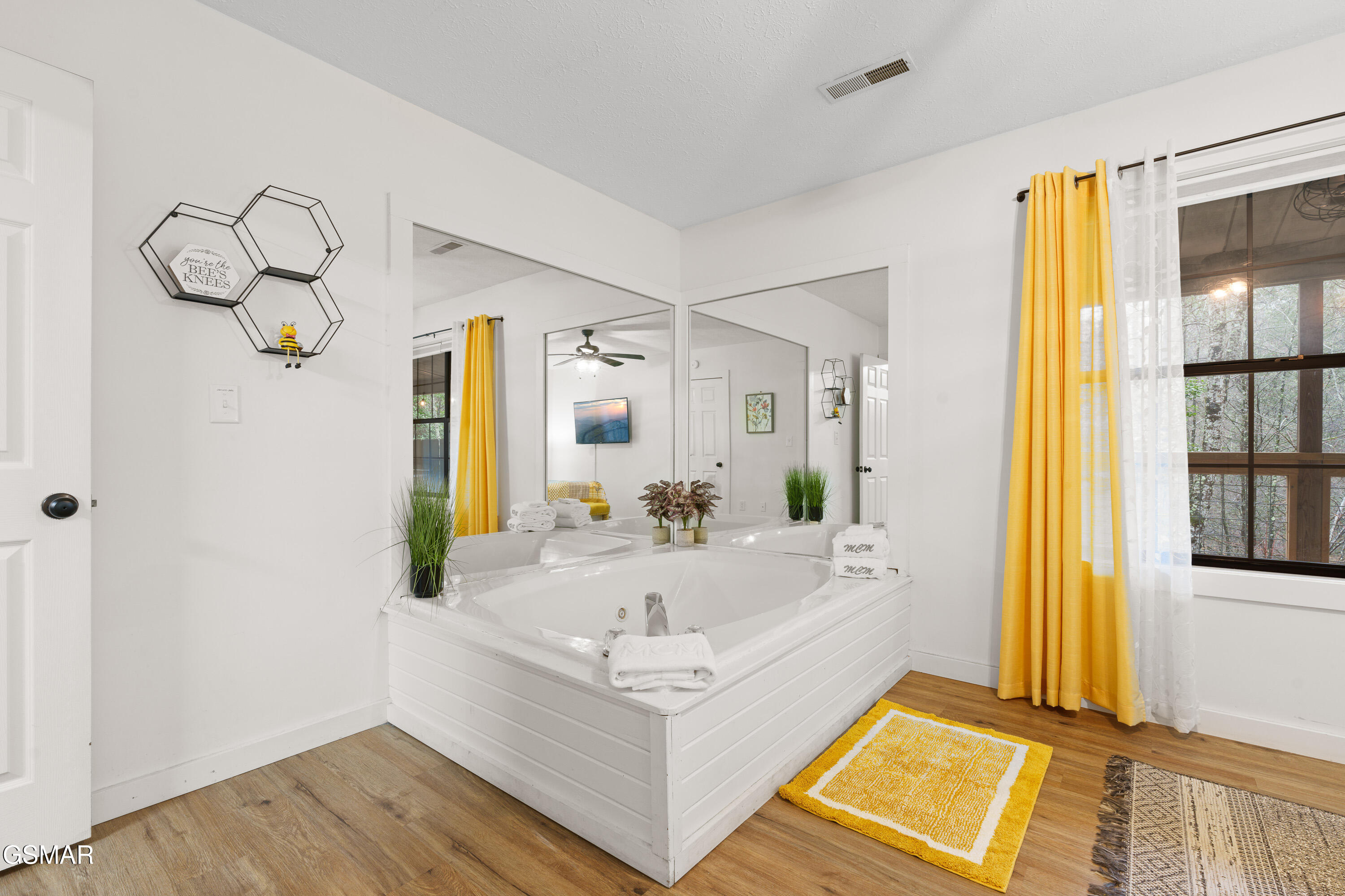 4314 Blue Bird Lane Unit: STE 1