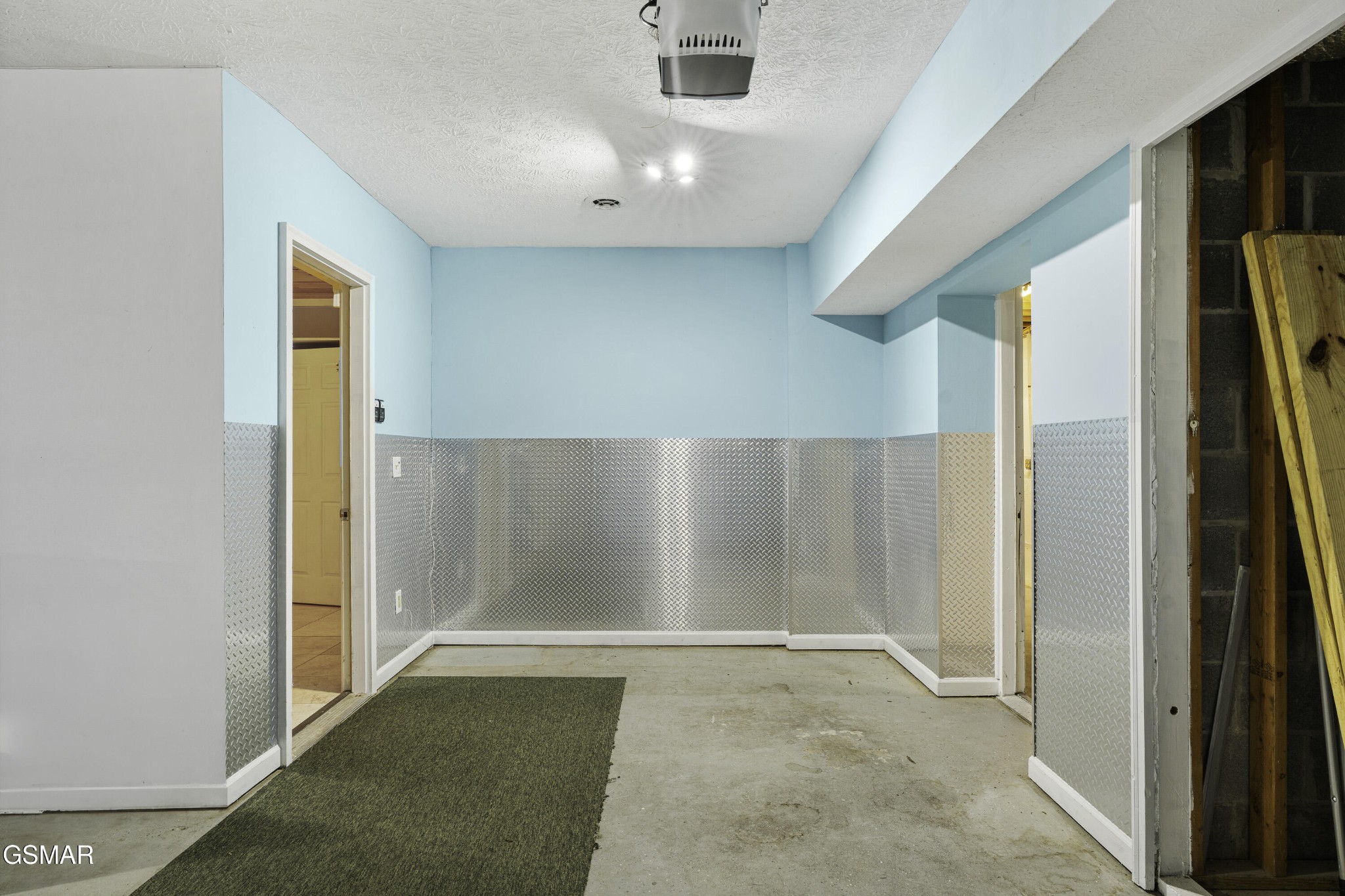2022 James Road