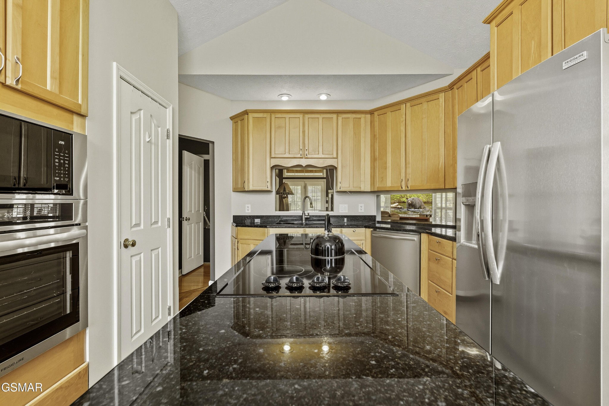 2022 James Road